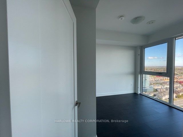 105 Oneida Cres, #2506