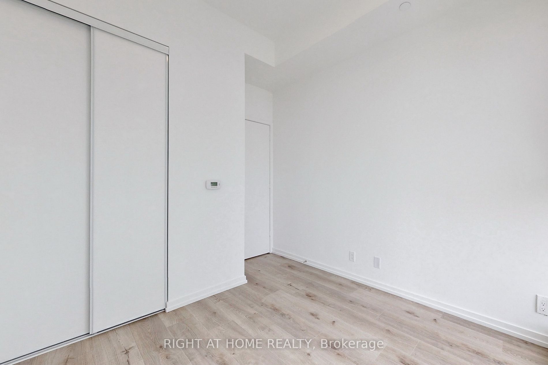 7890 Jane St, #5102