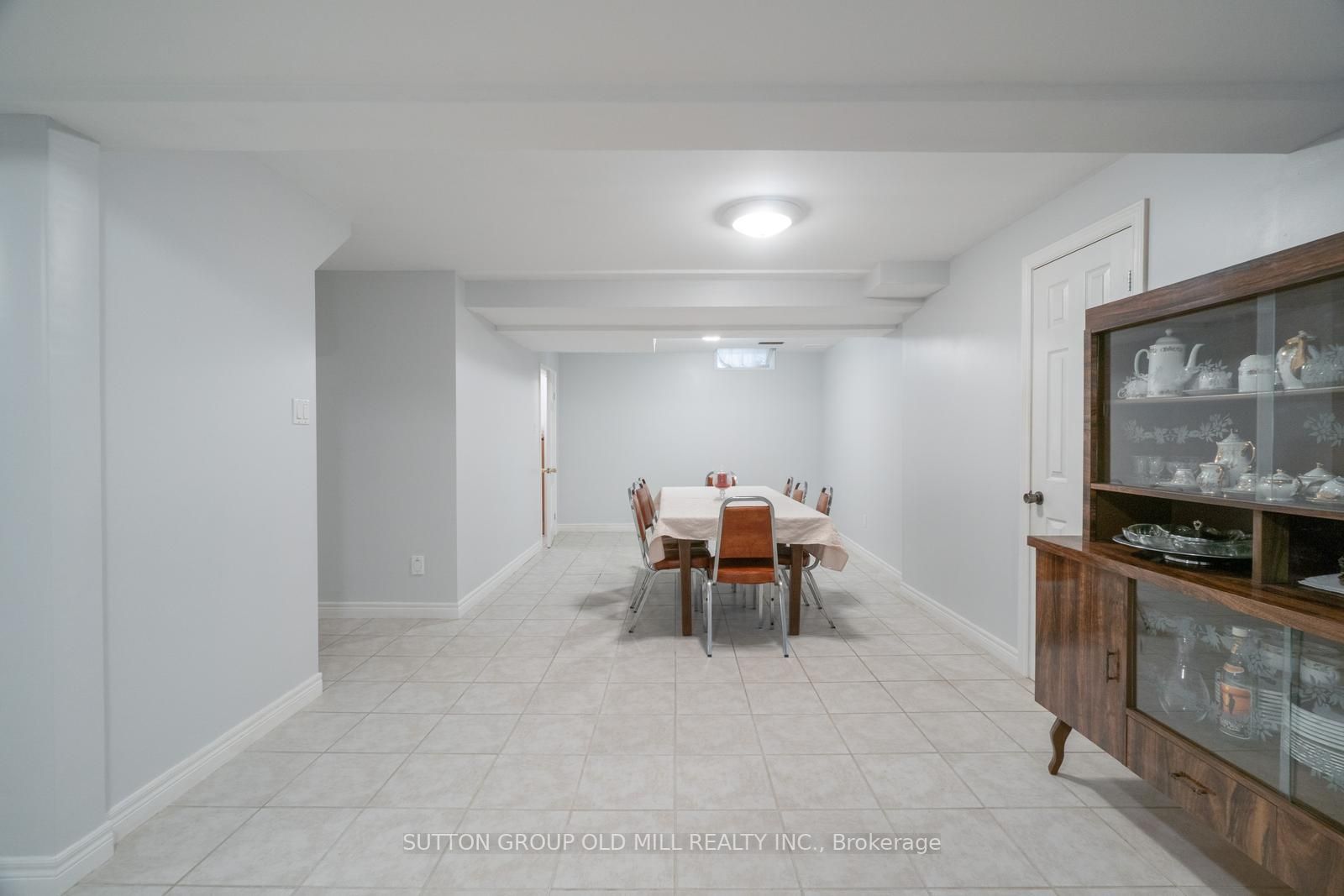 37 Oban Ave
