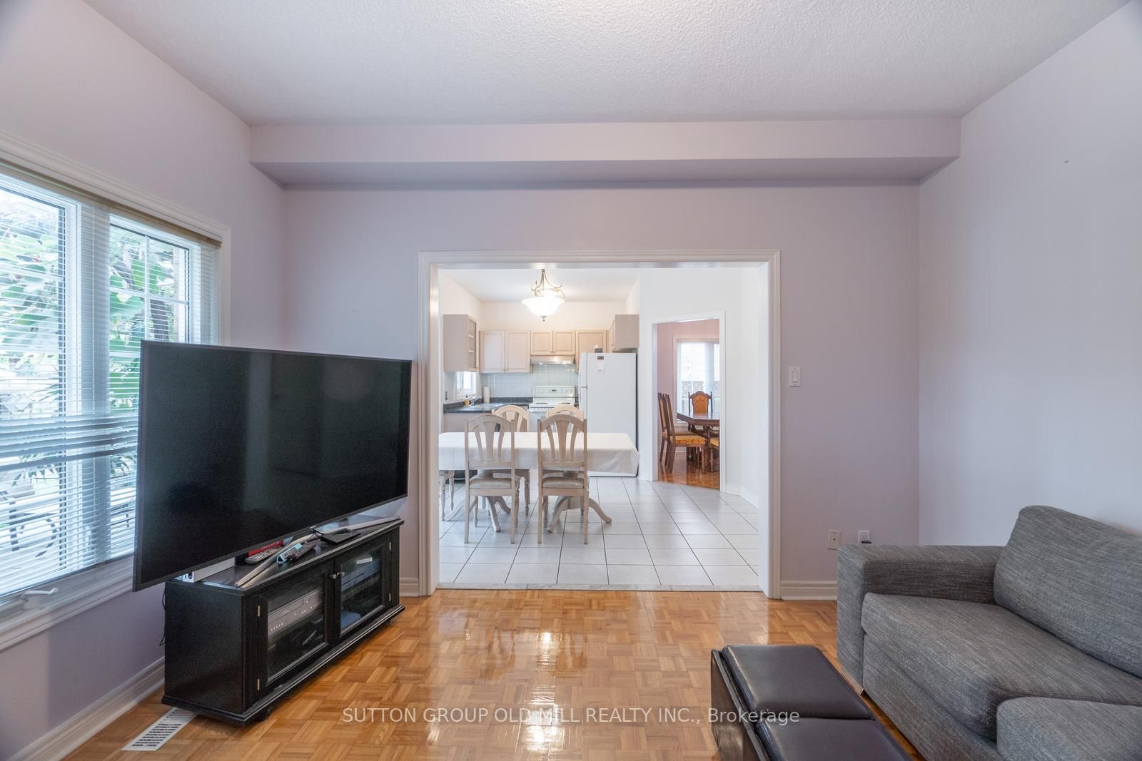 37 Oban Ave