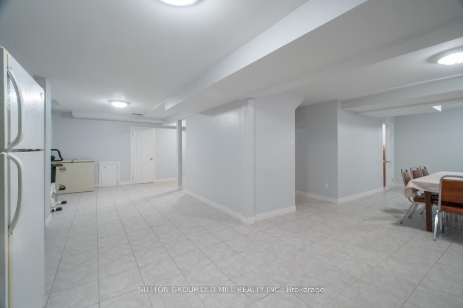 37 Oban Ave