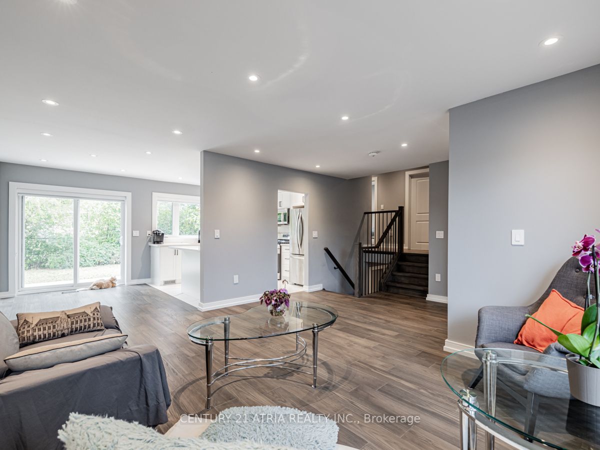 365 Neal Dr
