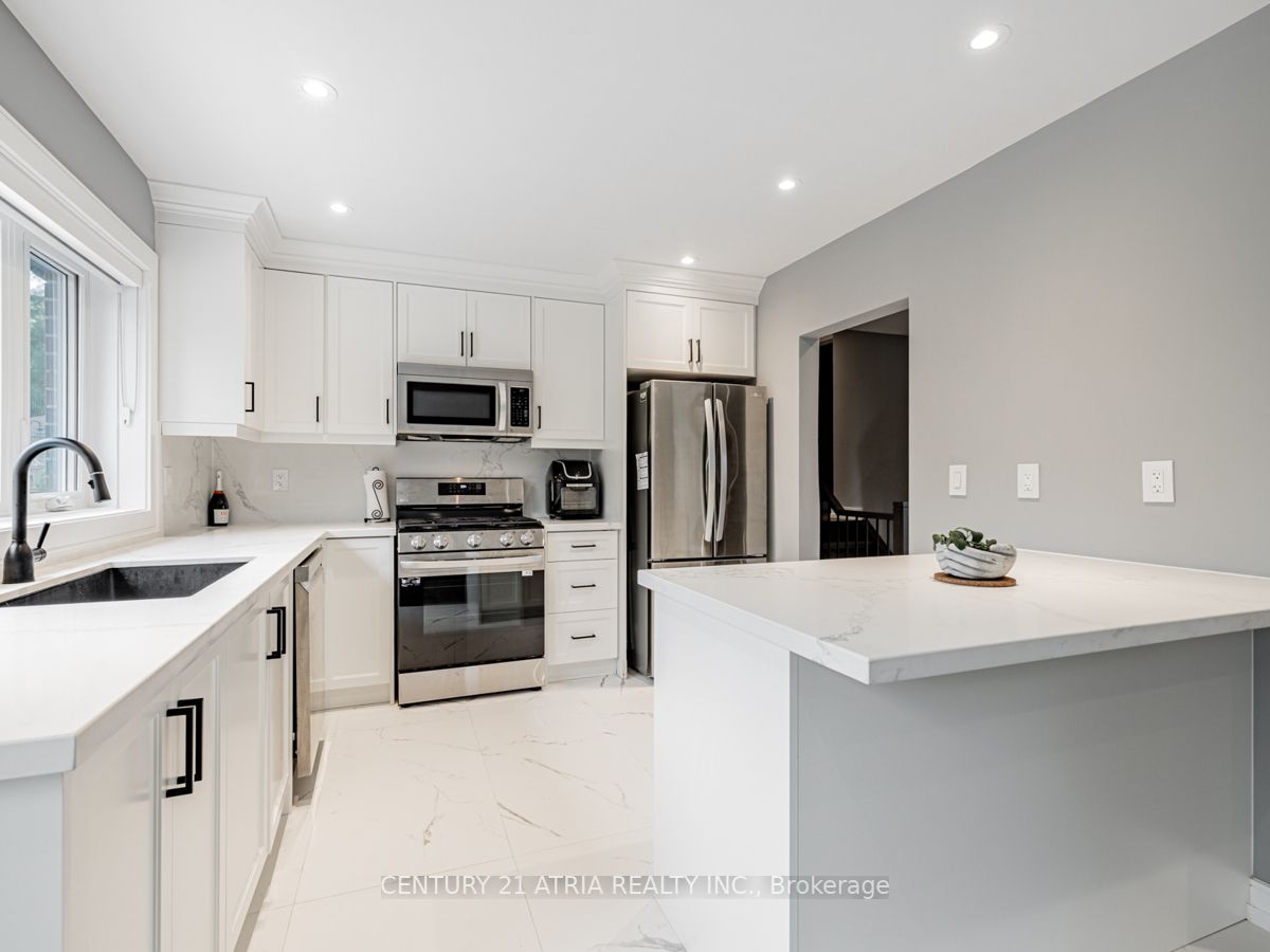 365 Neal Dr