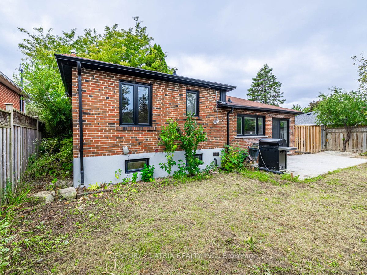 365 Neal Dr