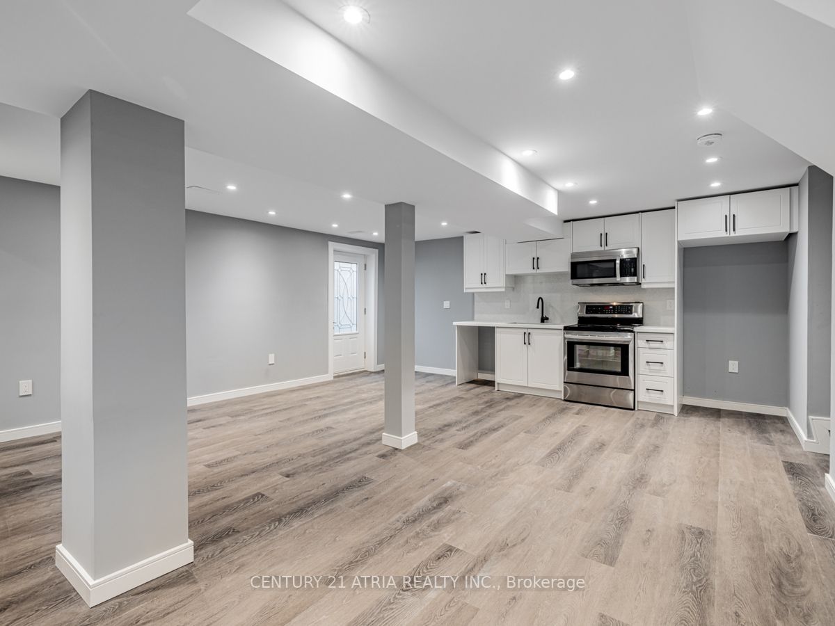 365 Neal Dr
