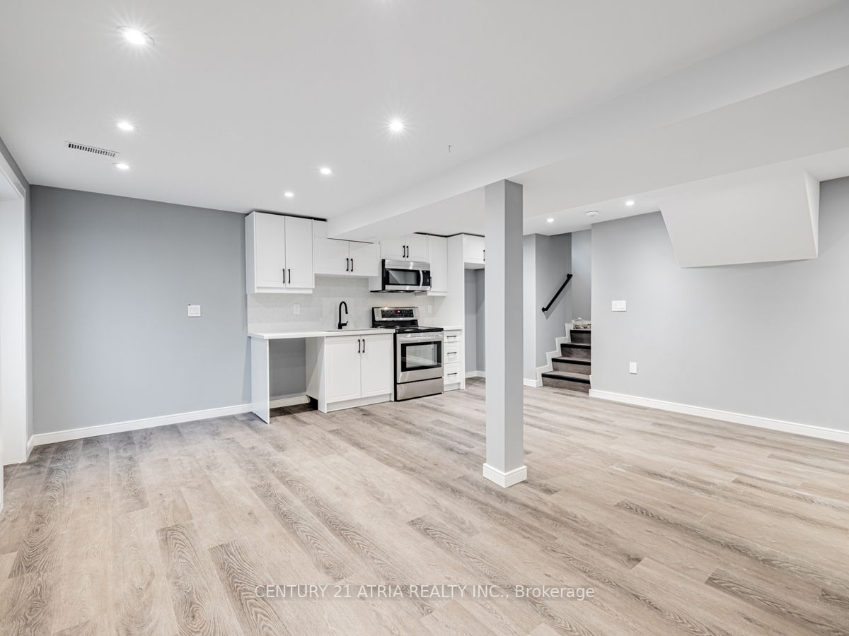 365 Neal Dr