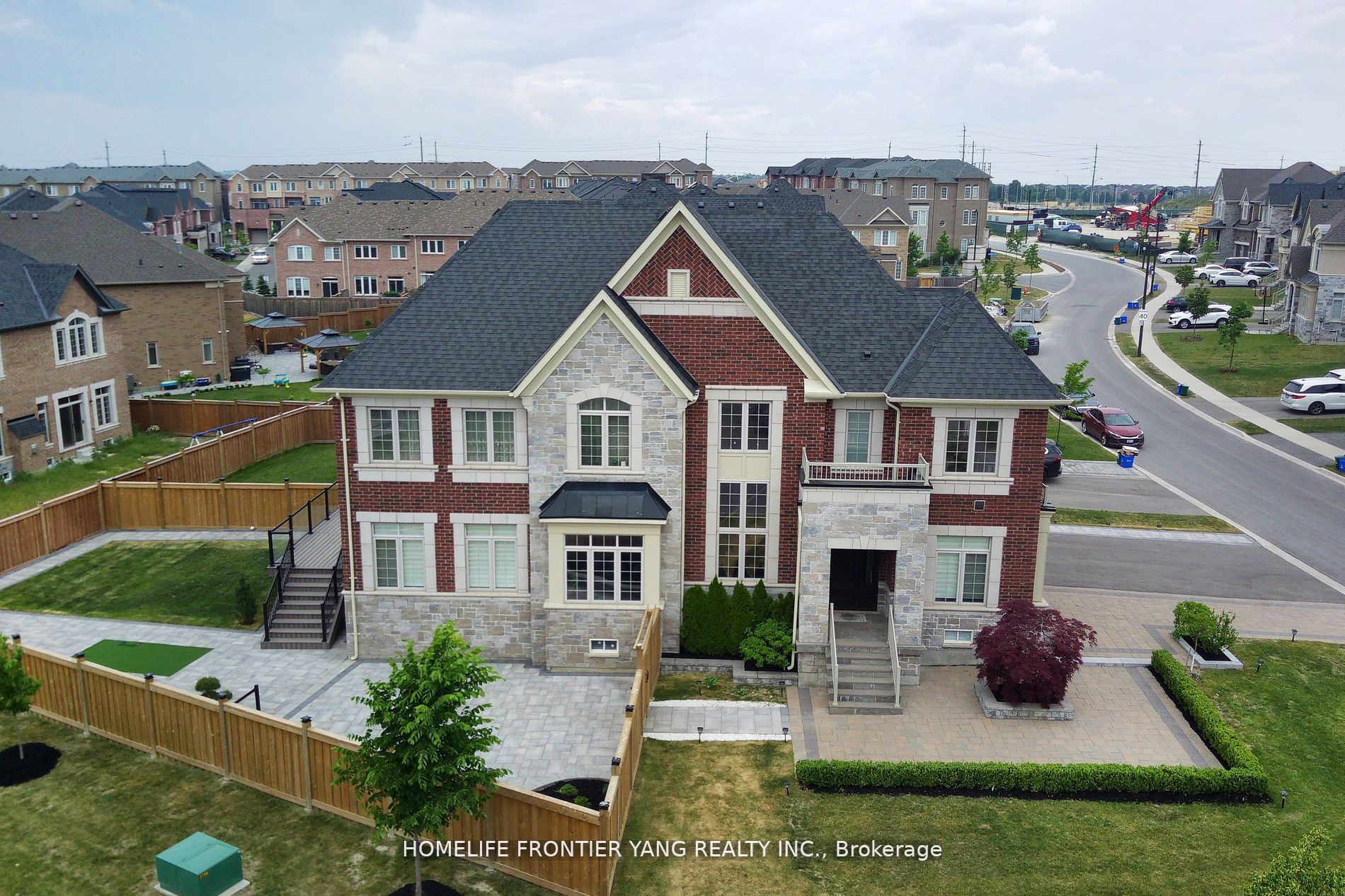 70 Brown Crt