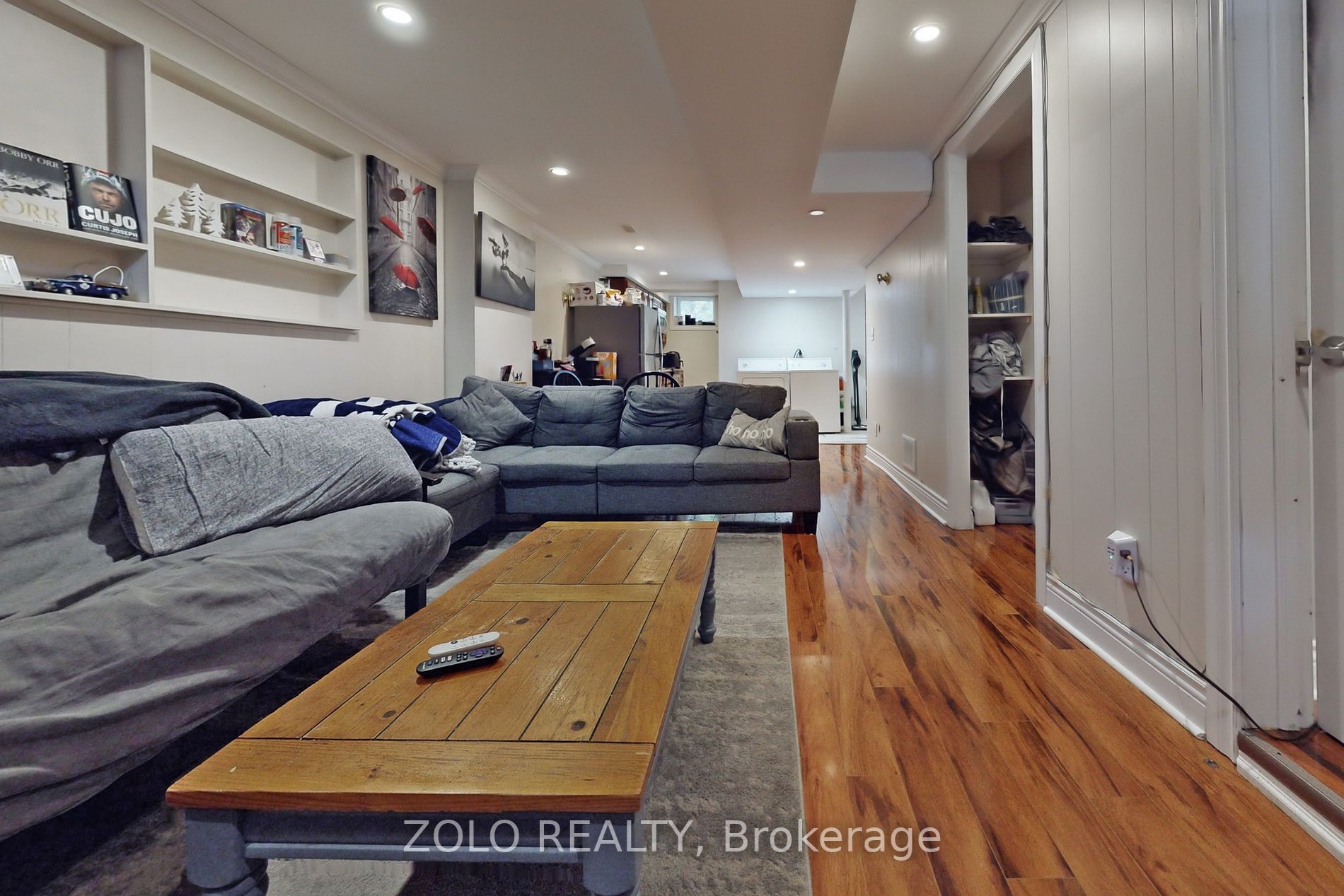 157 Eagle St