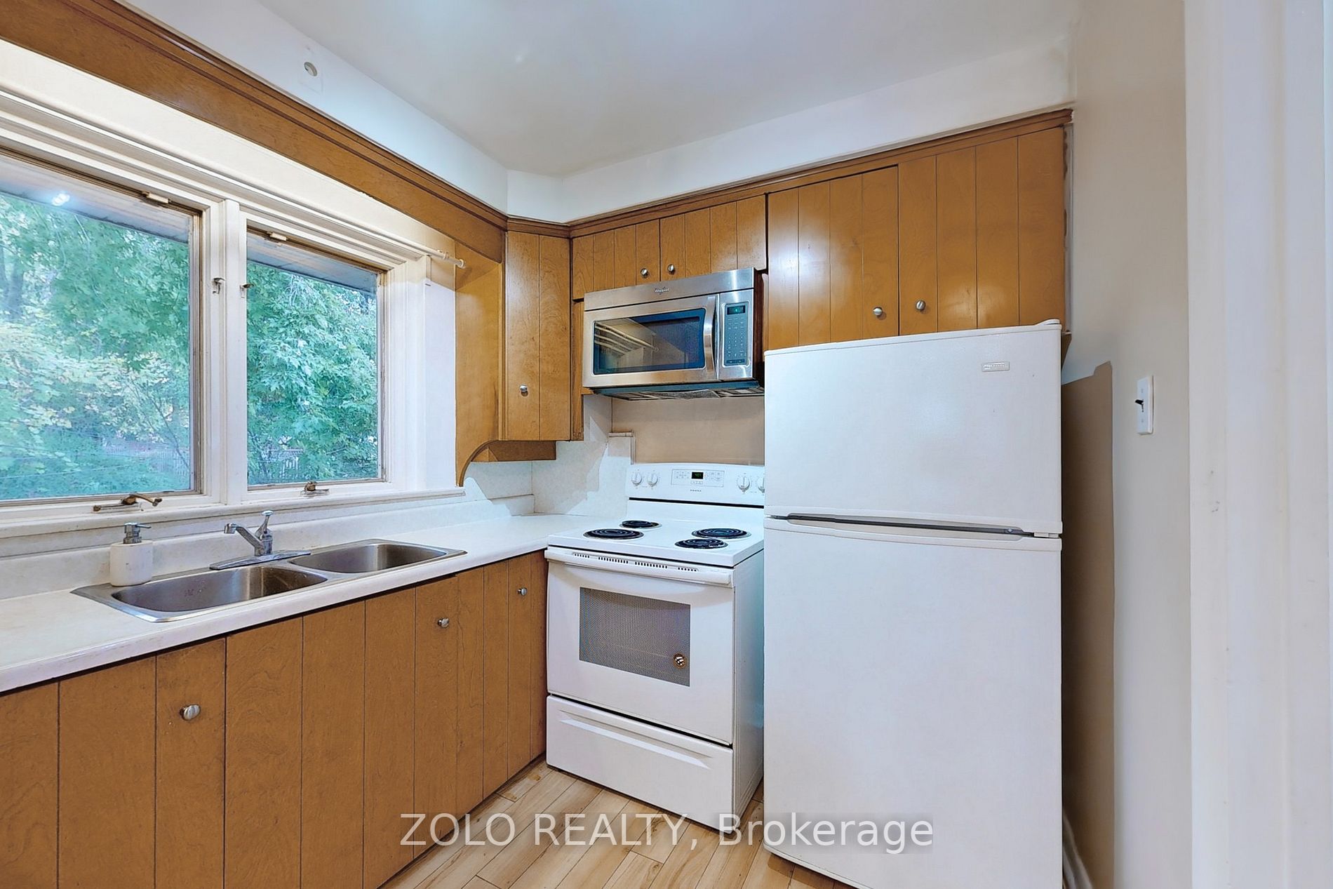157 Eagle St