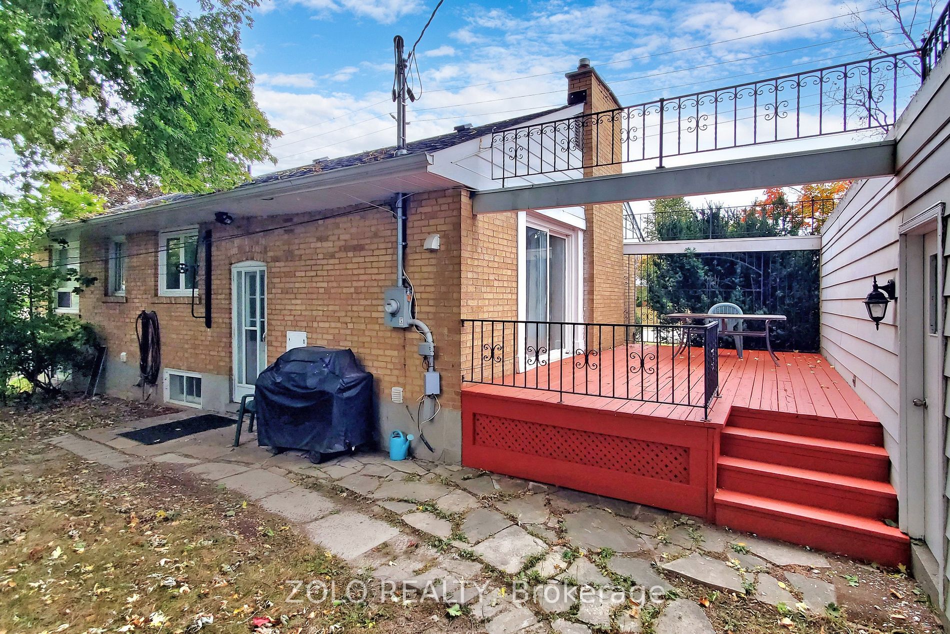 157 Eagle St