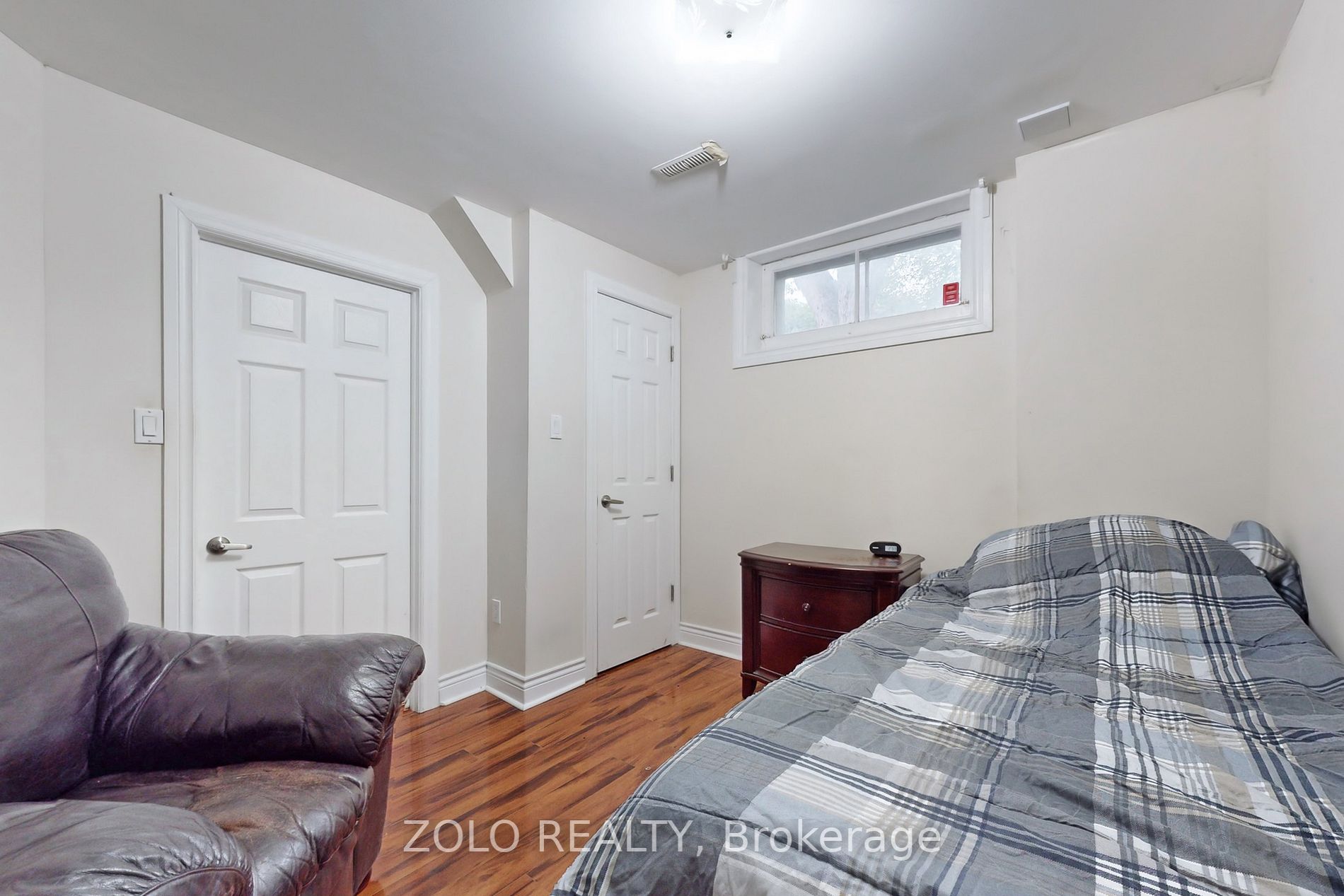 157 Eagle St