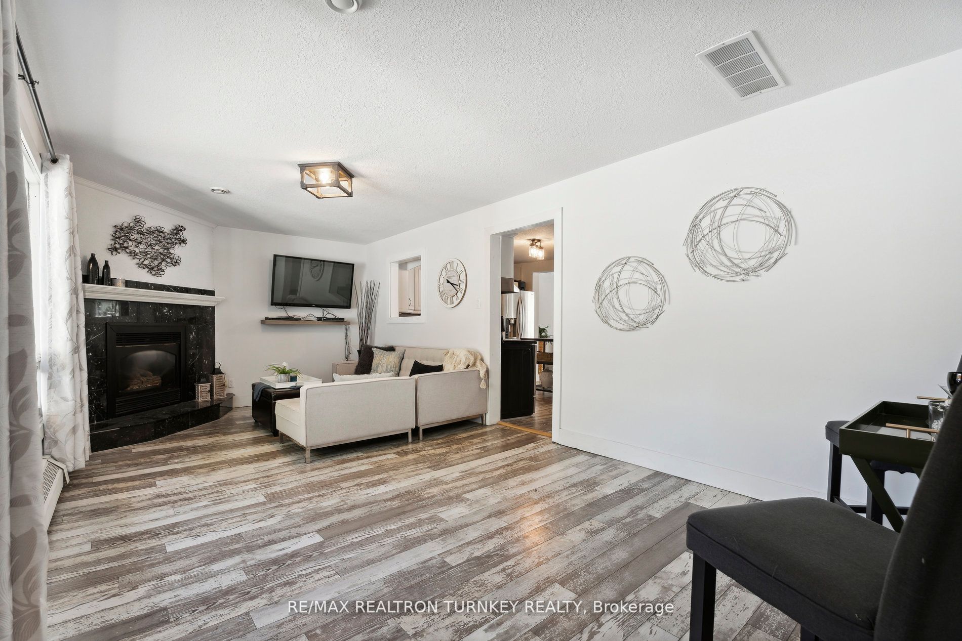 2047 St John's Rd