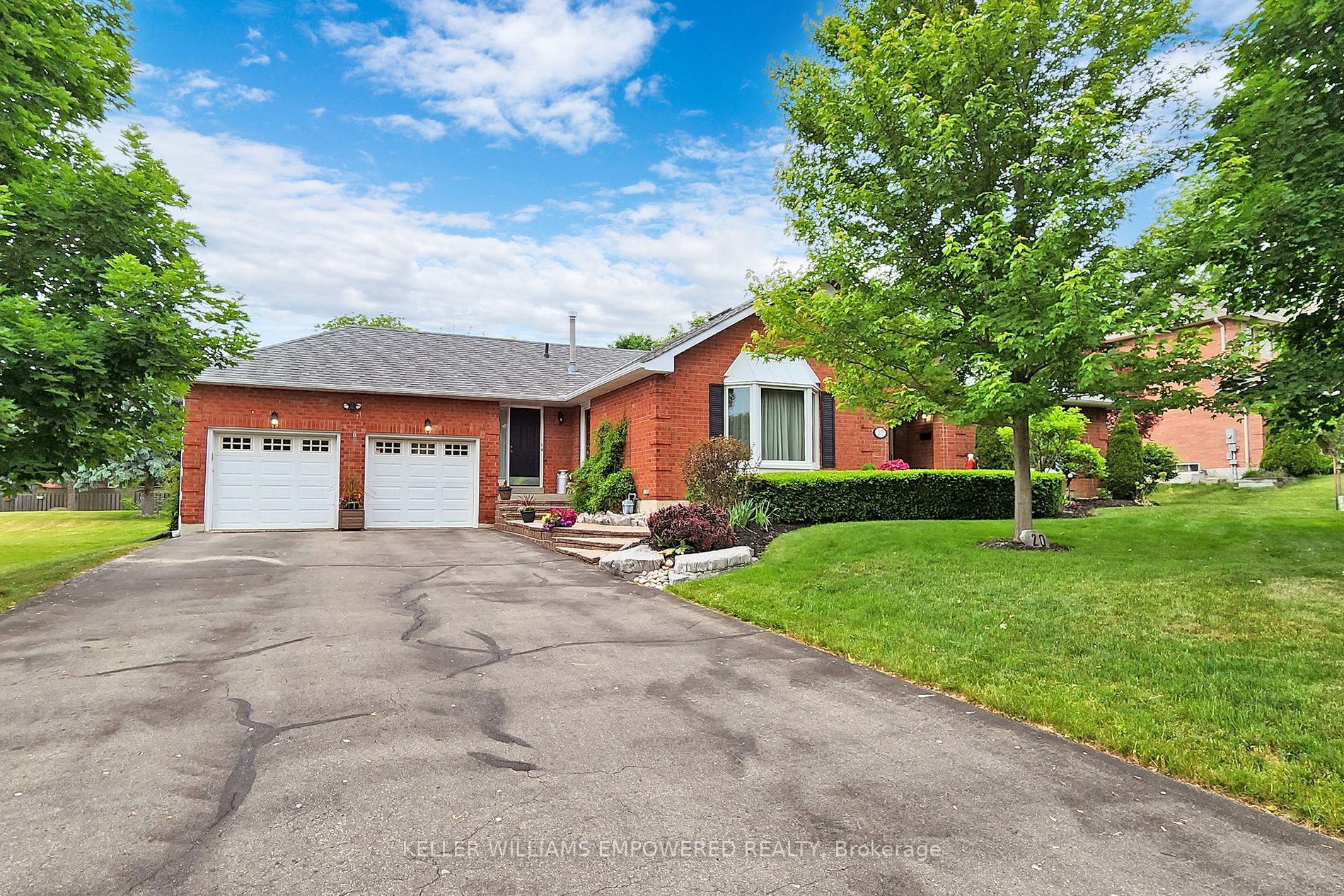 20 Arthur Hall Dr