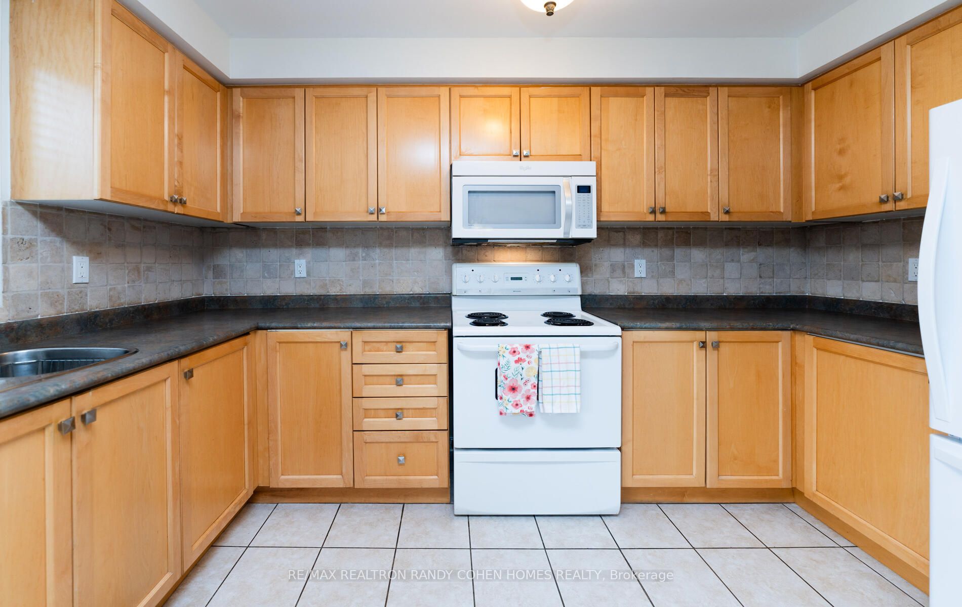 63 Sassafras Circle
