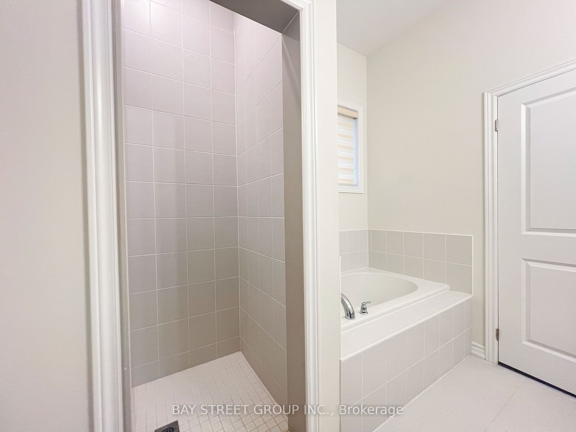 92 Haskins Cres