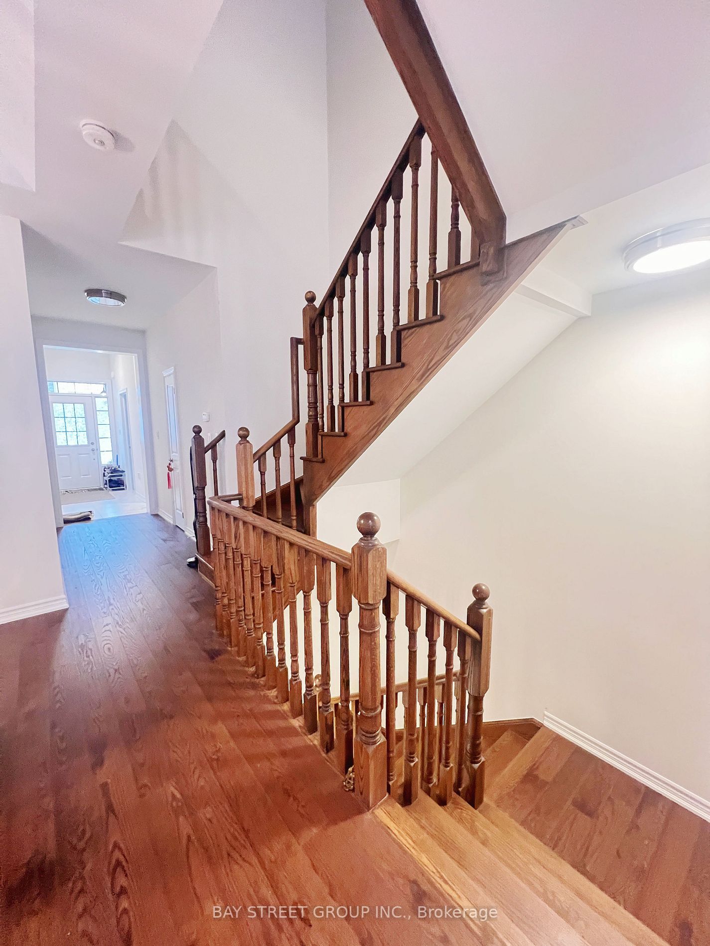 92 Haskins Cres