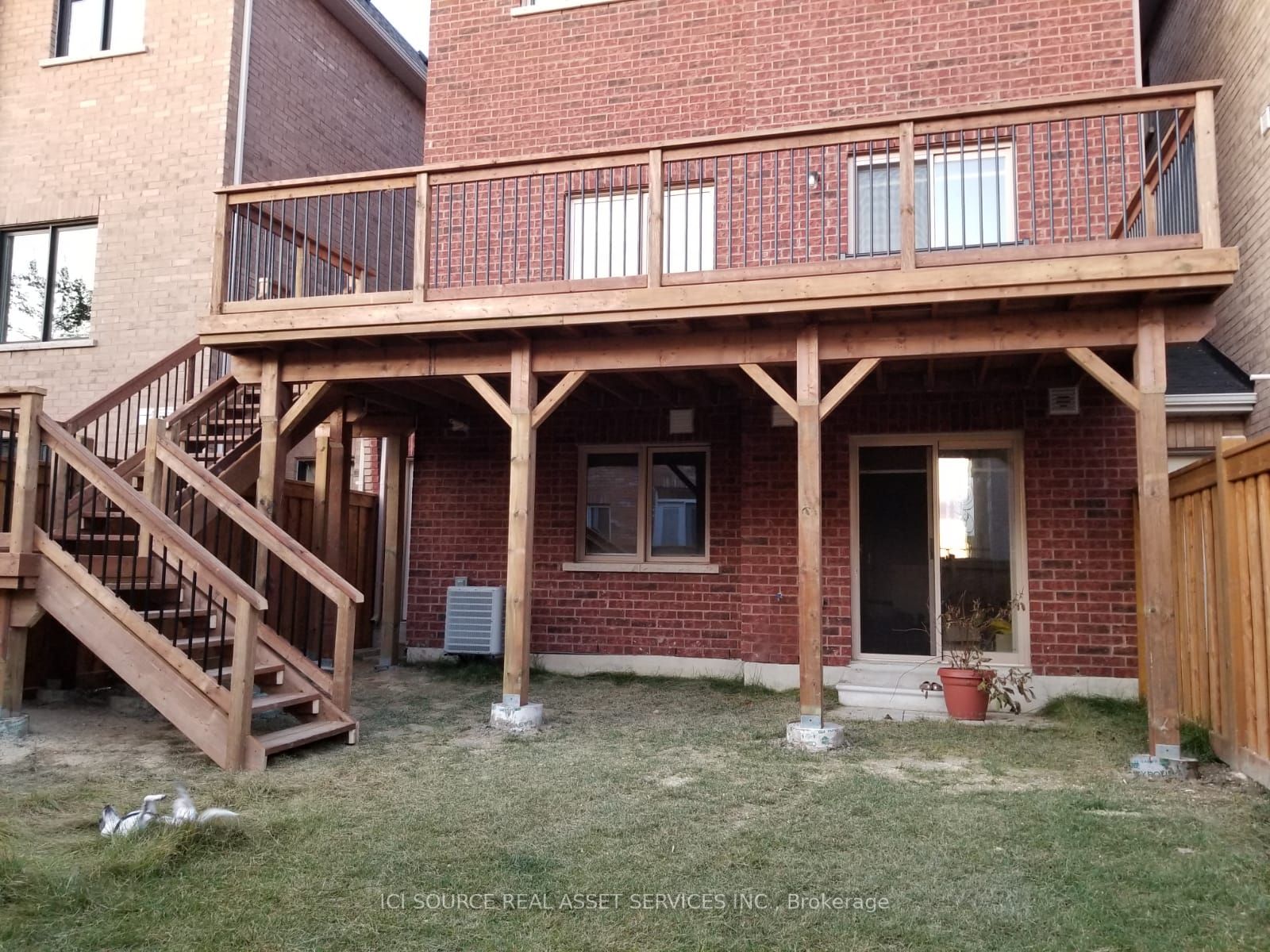 21 Princess Charlotte Ave