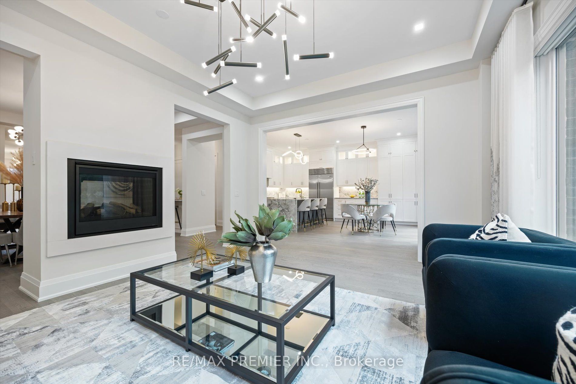 123 Milky Way Dr
