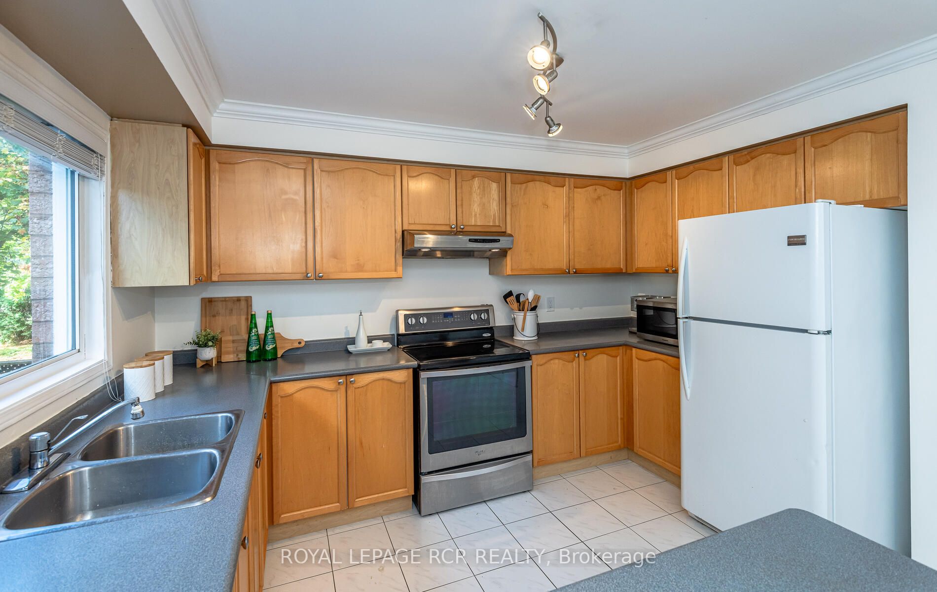 47 Buttonwood Tr