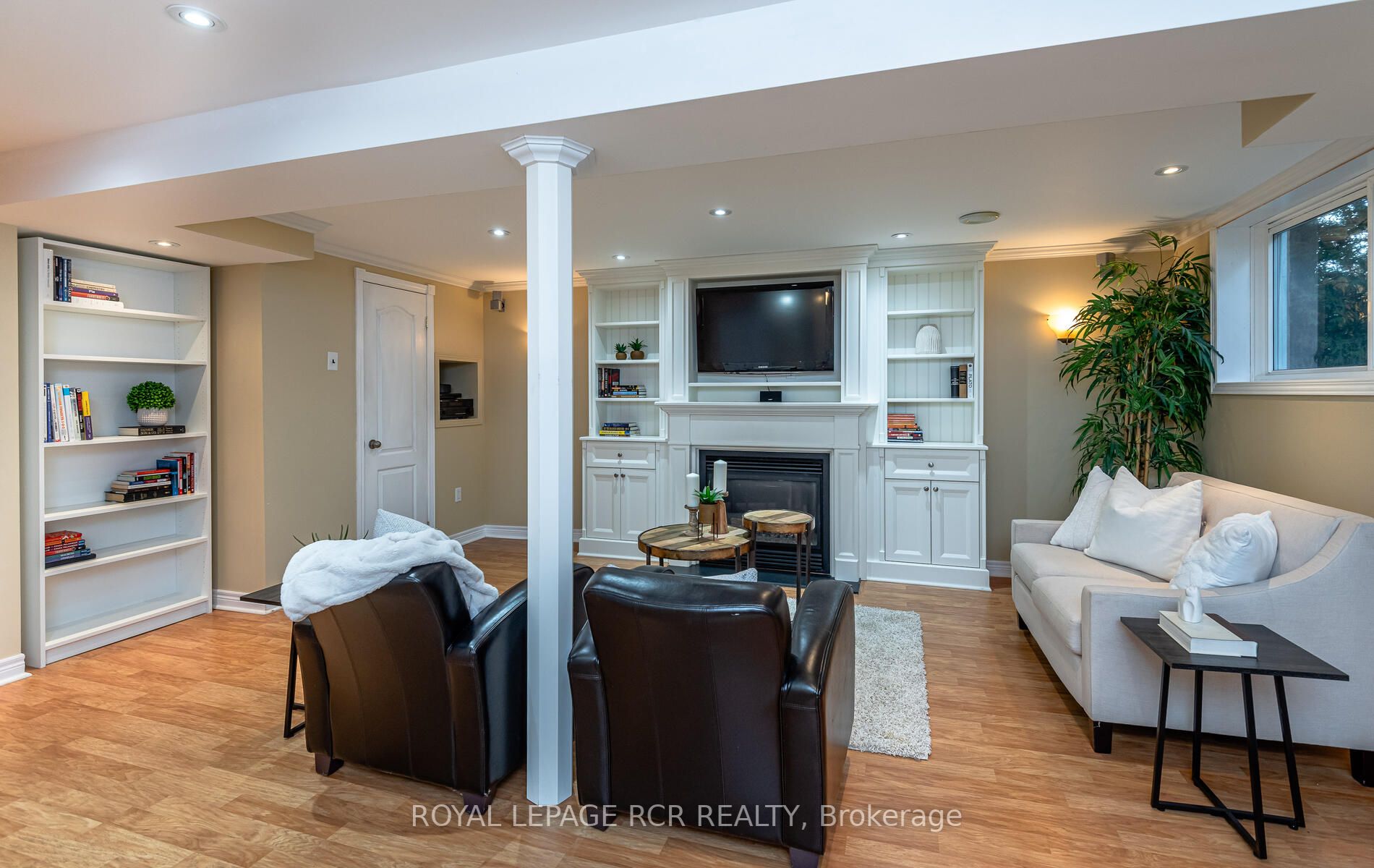 47 Buttonwood Tr