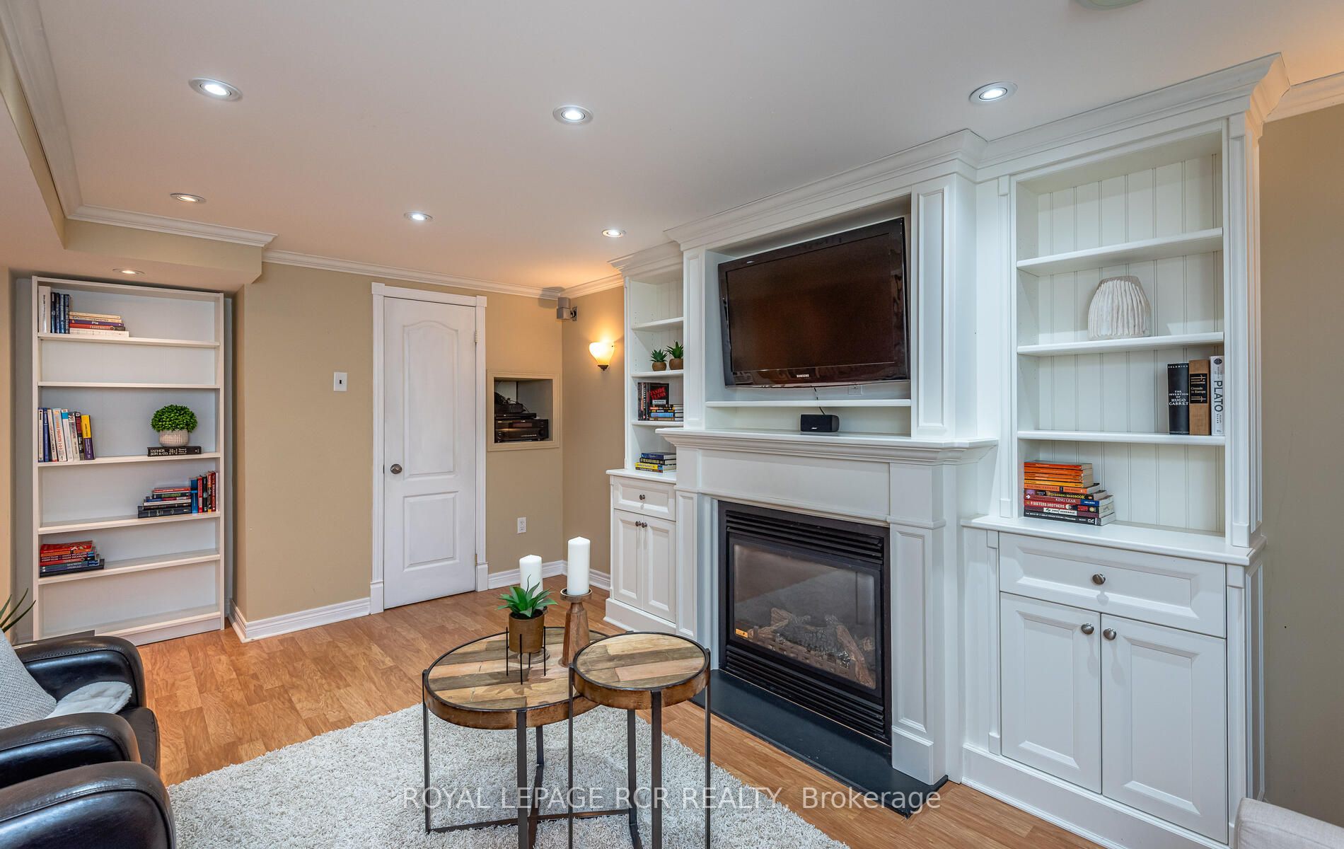 47 Buttonwood Tr