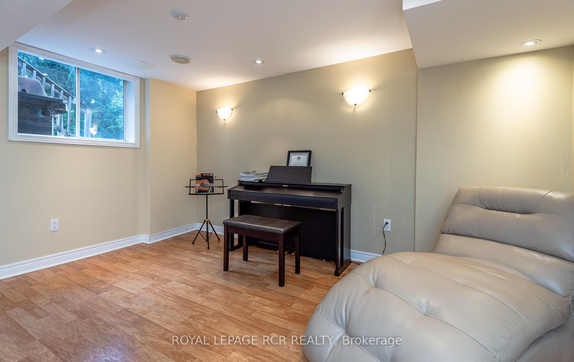 47 Buttonwood Tr