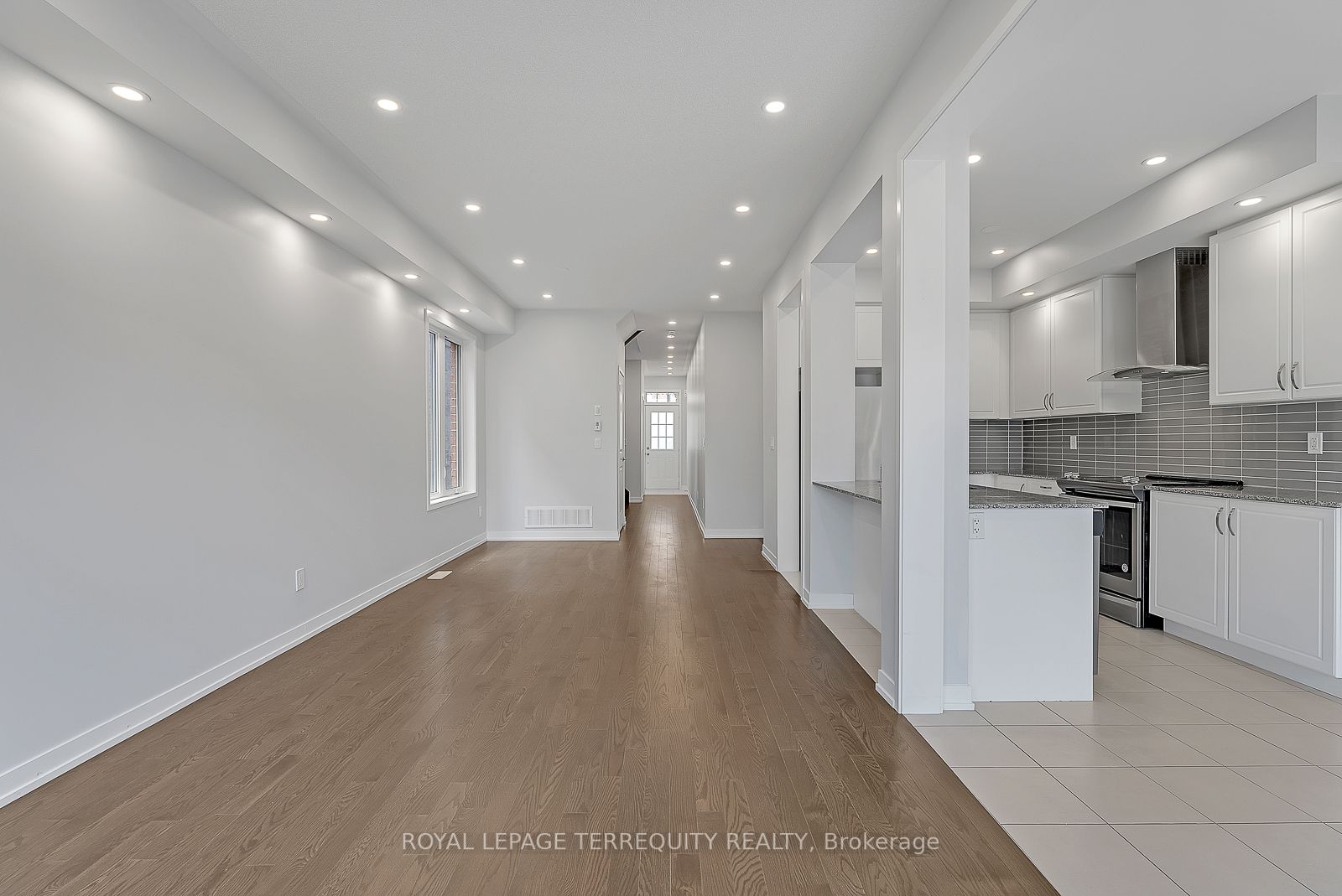 122 Maguire Rd