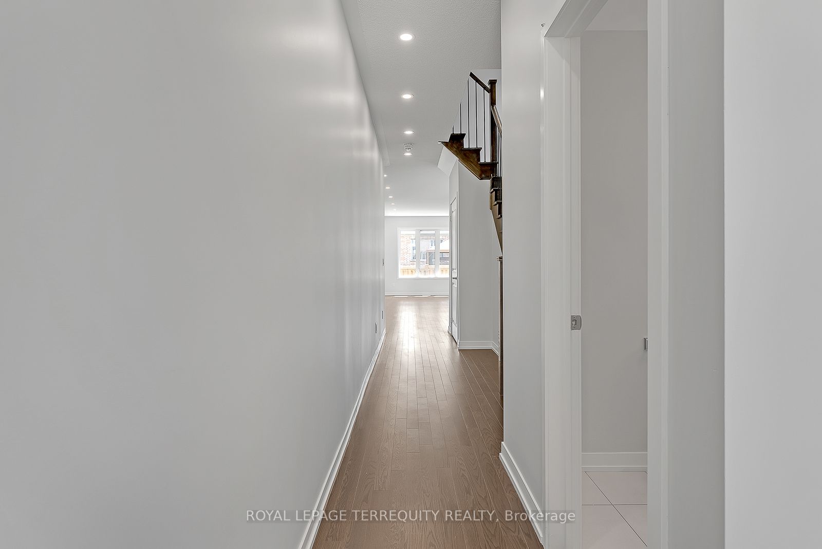 122 Maguire Rd