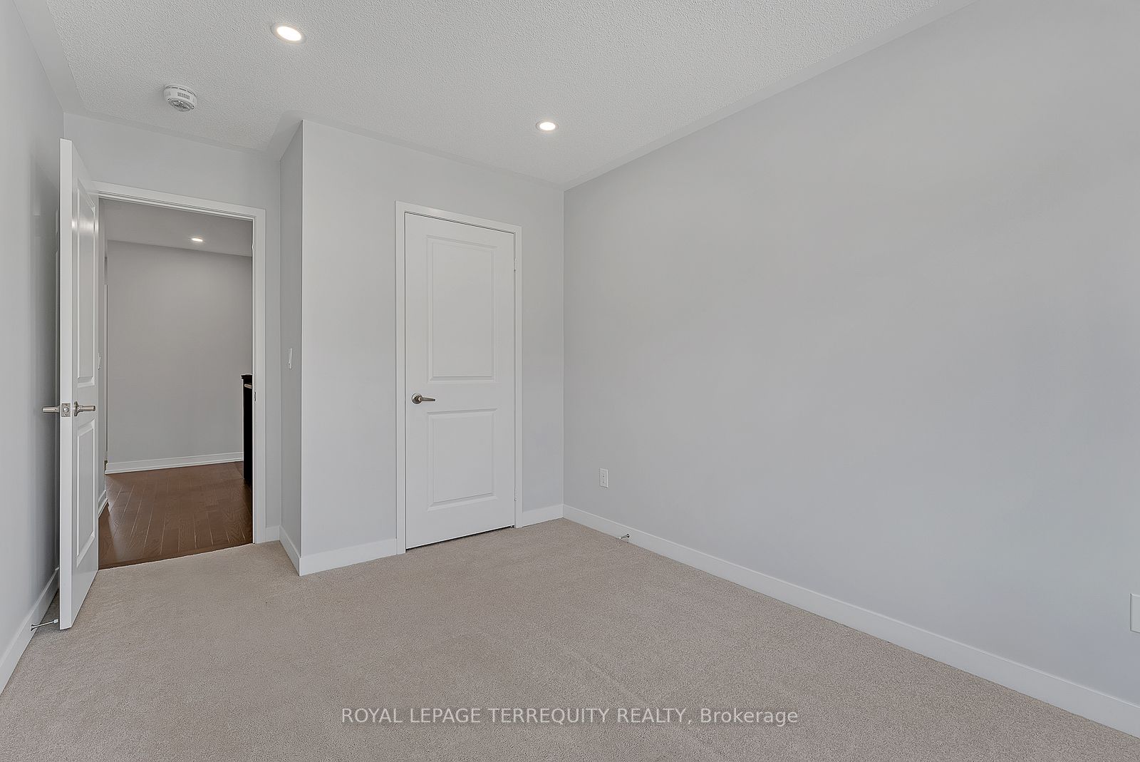 122 Maguire Rd
