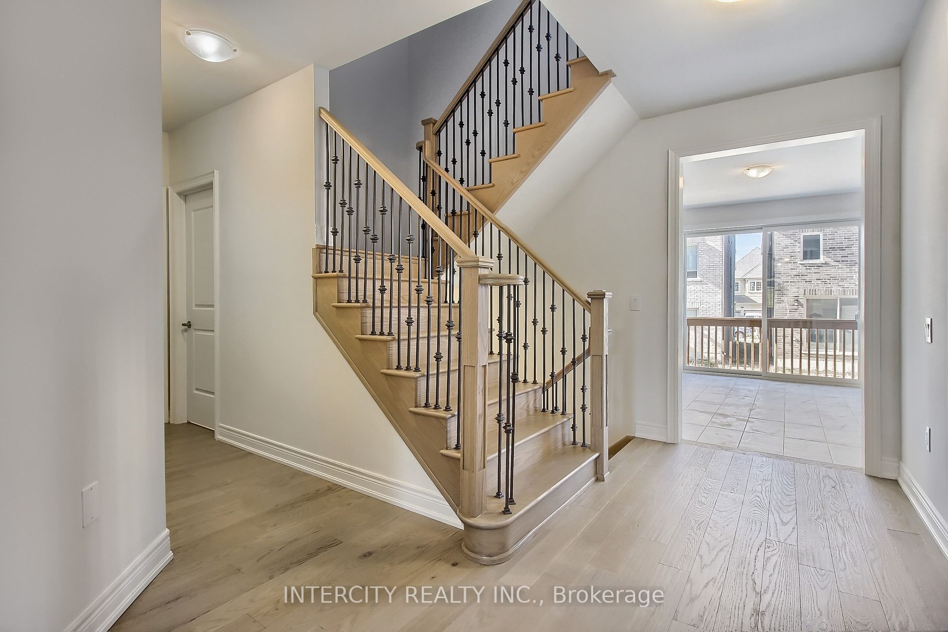 331 Seaview Hts