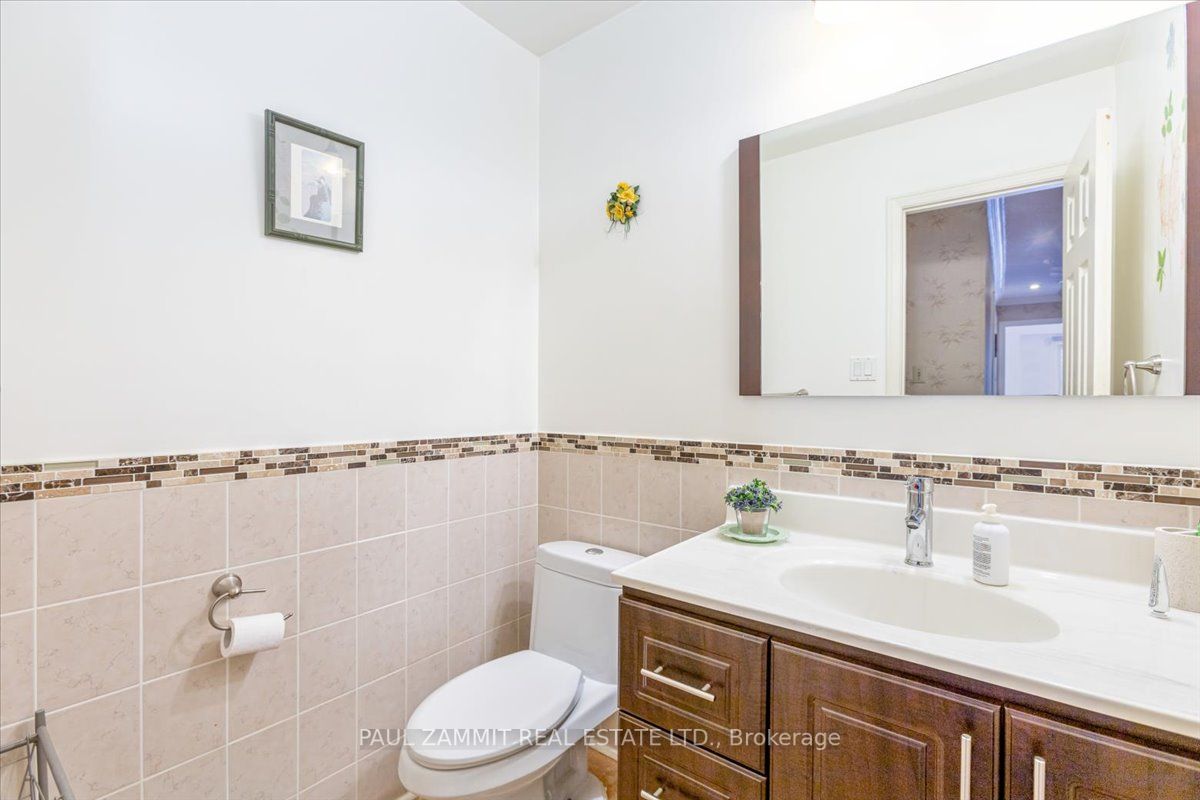 71 Willowbrook Rd