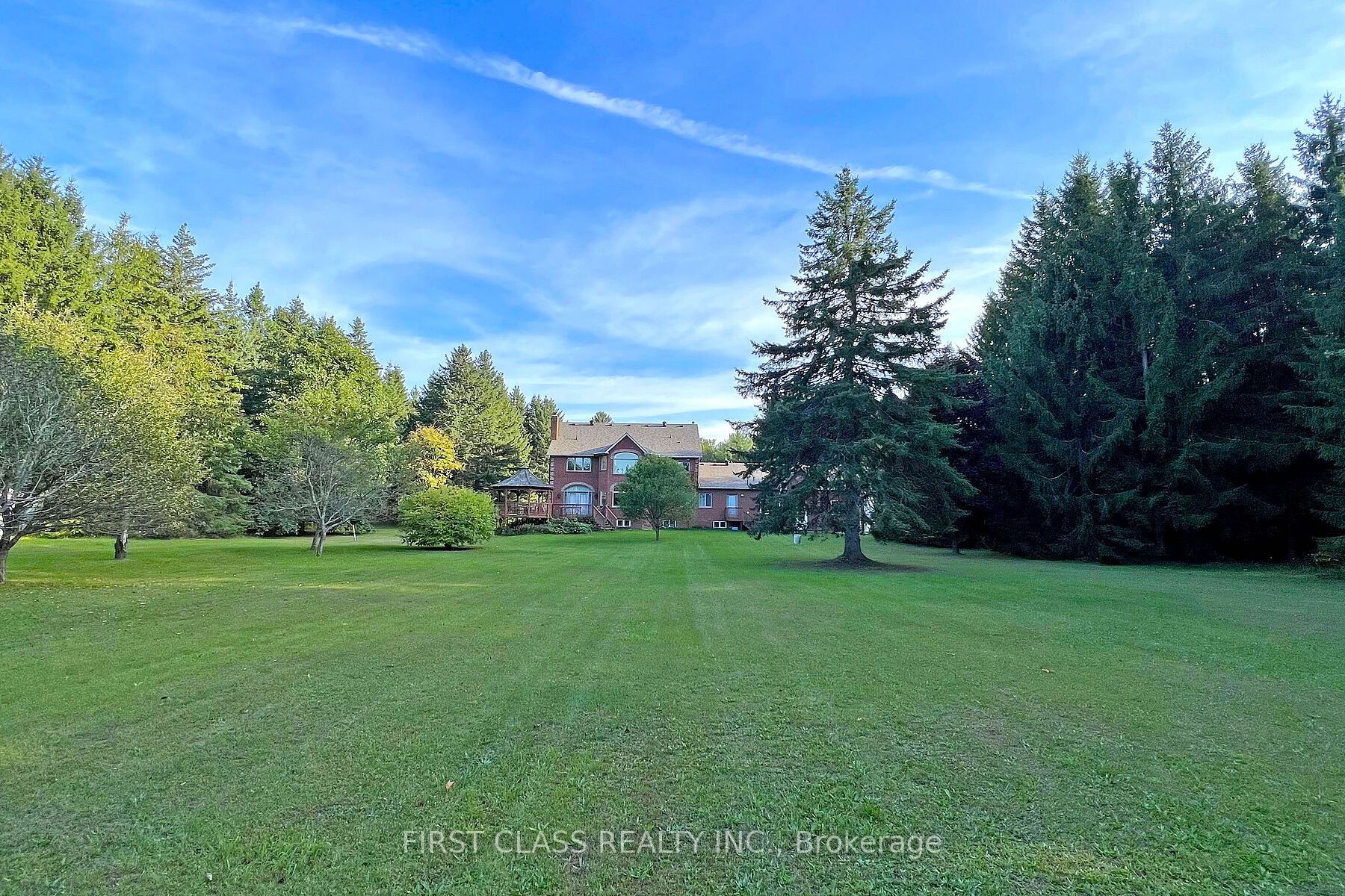 452 Feasby Rd