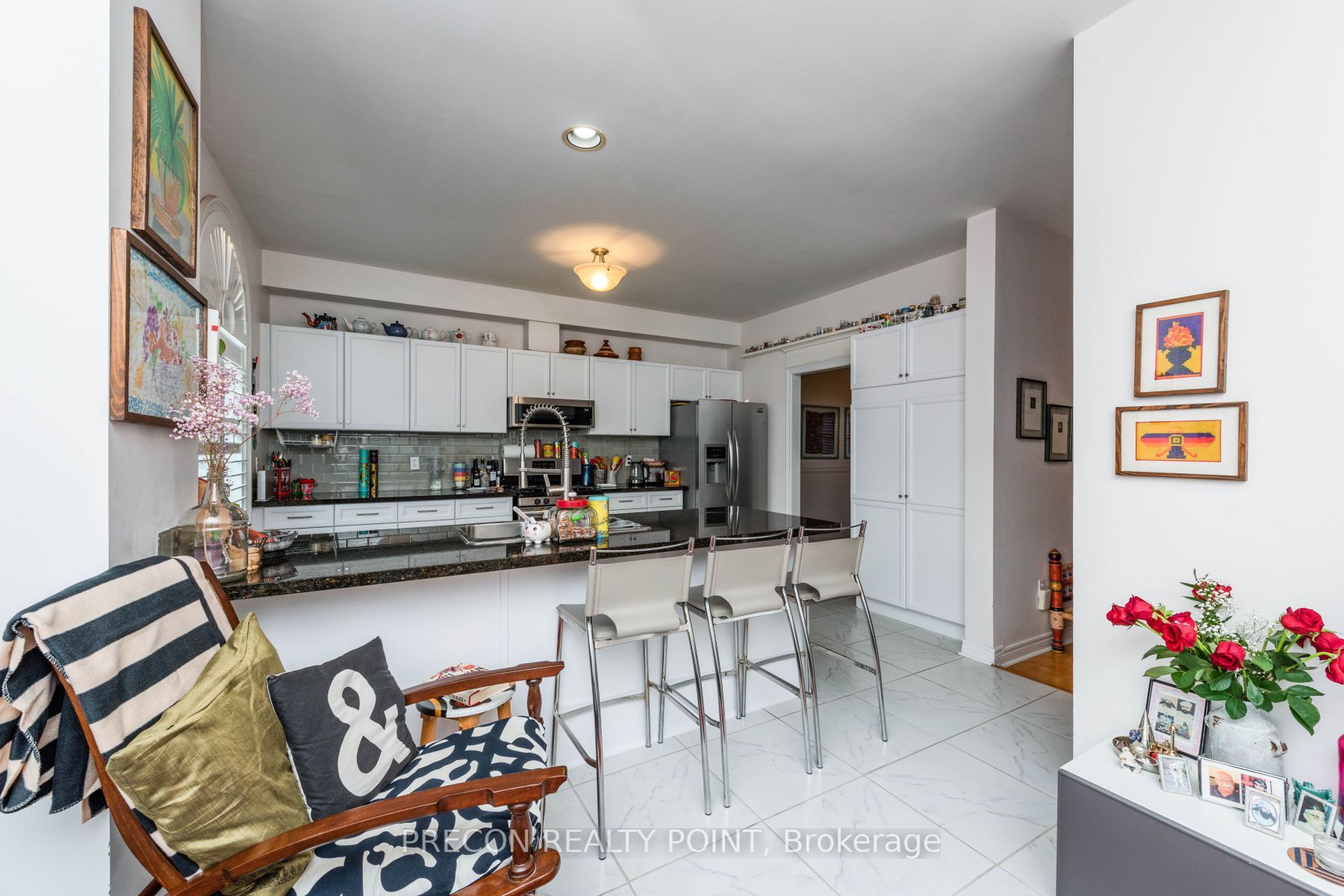 190 Harding Blvd W, #112