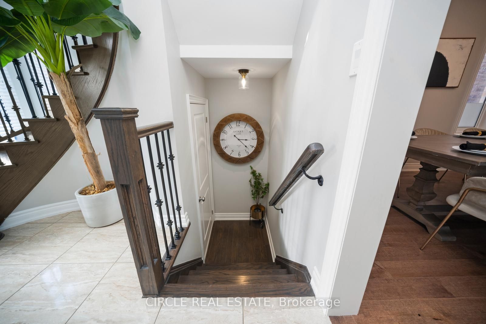 65 Hopewell St