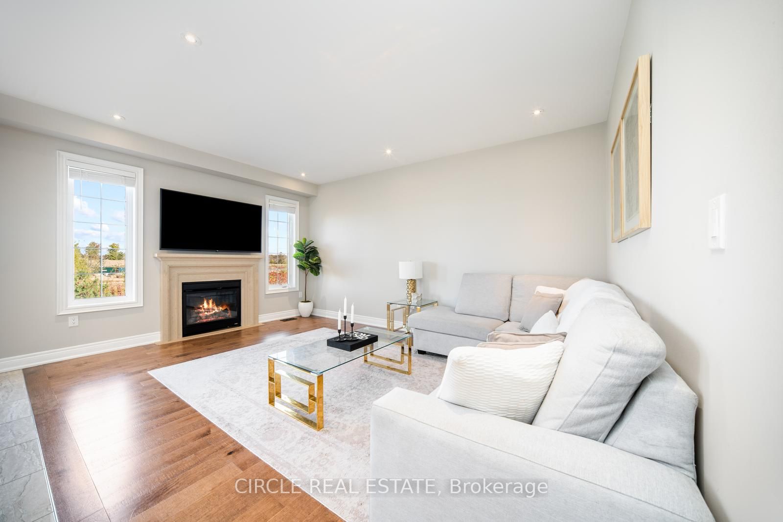 65 Hopewell St