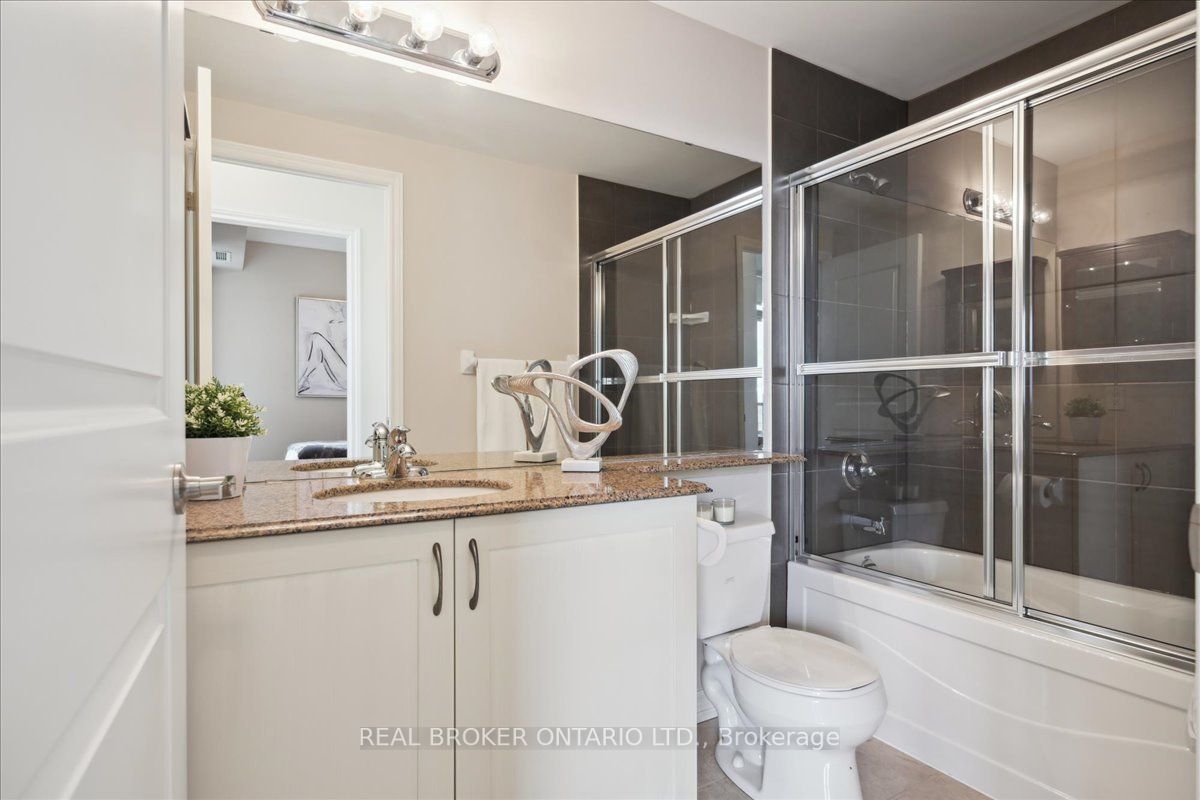 9235 Jane St, #1506