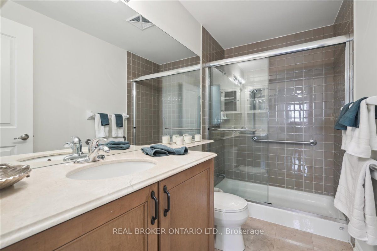9235 Jane St, #1506