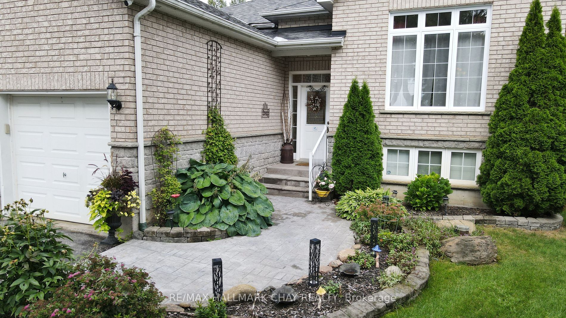 1452 Maple Road