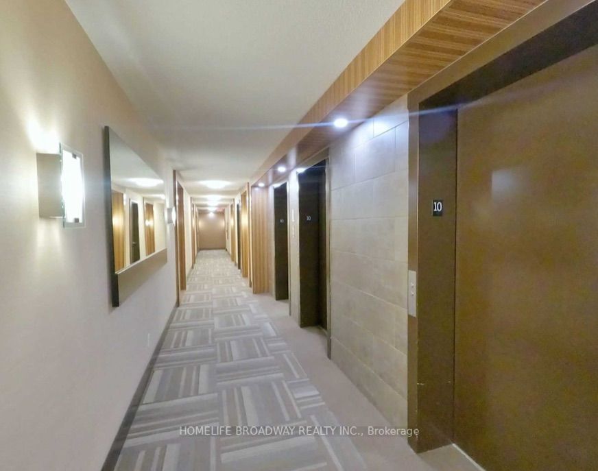 60 South Town Centre Blvd, #1002