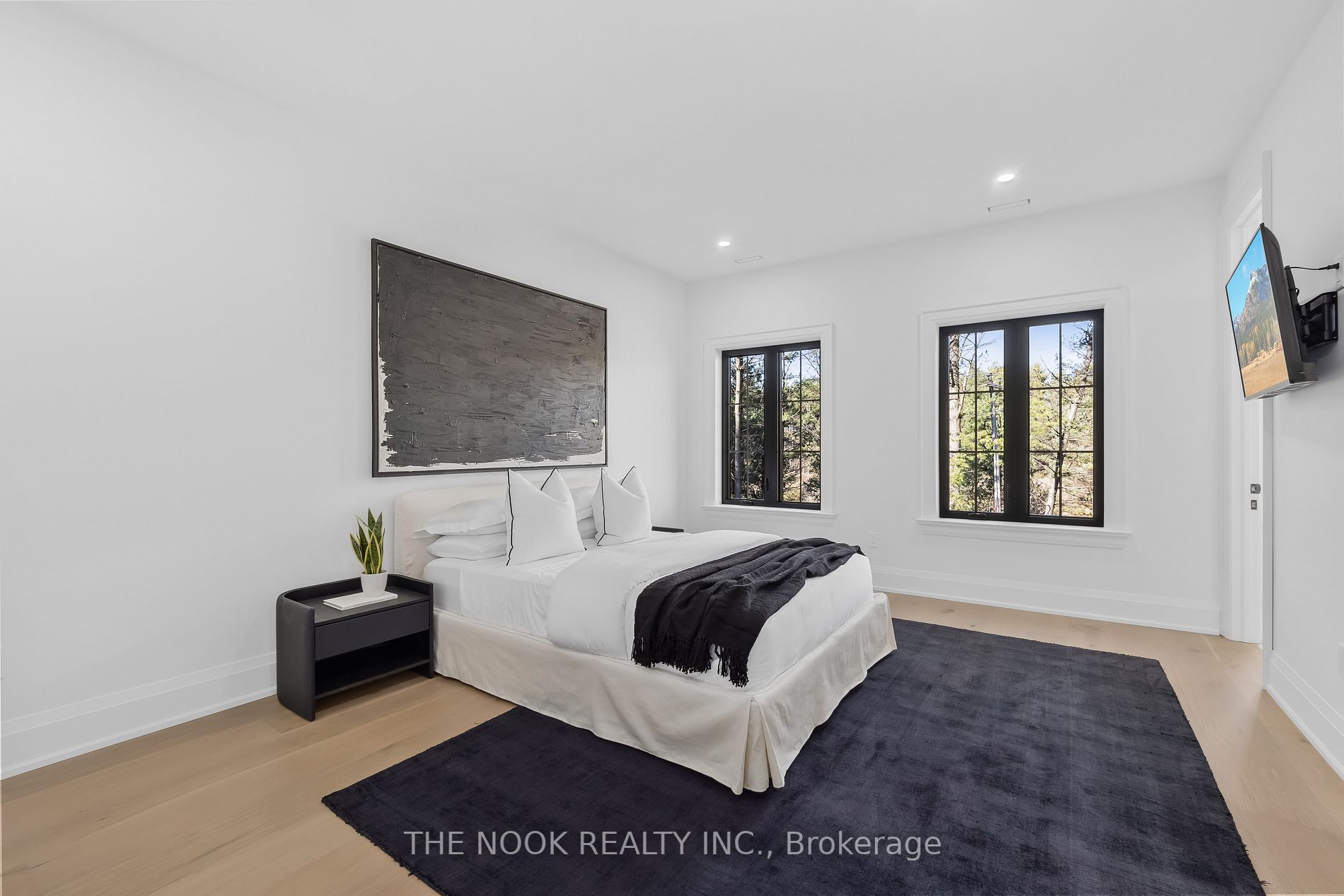 380 Reach St