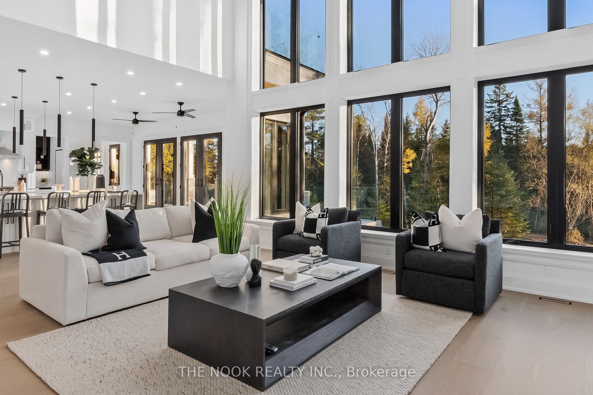 380 Reach St