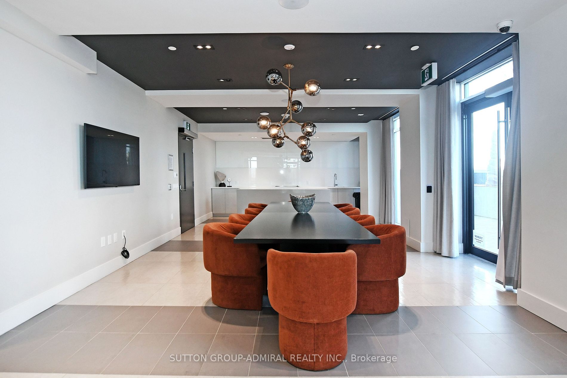 8868 Yonge St, #505E