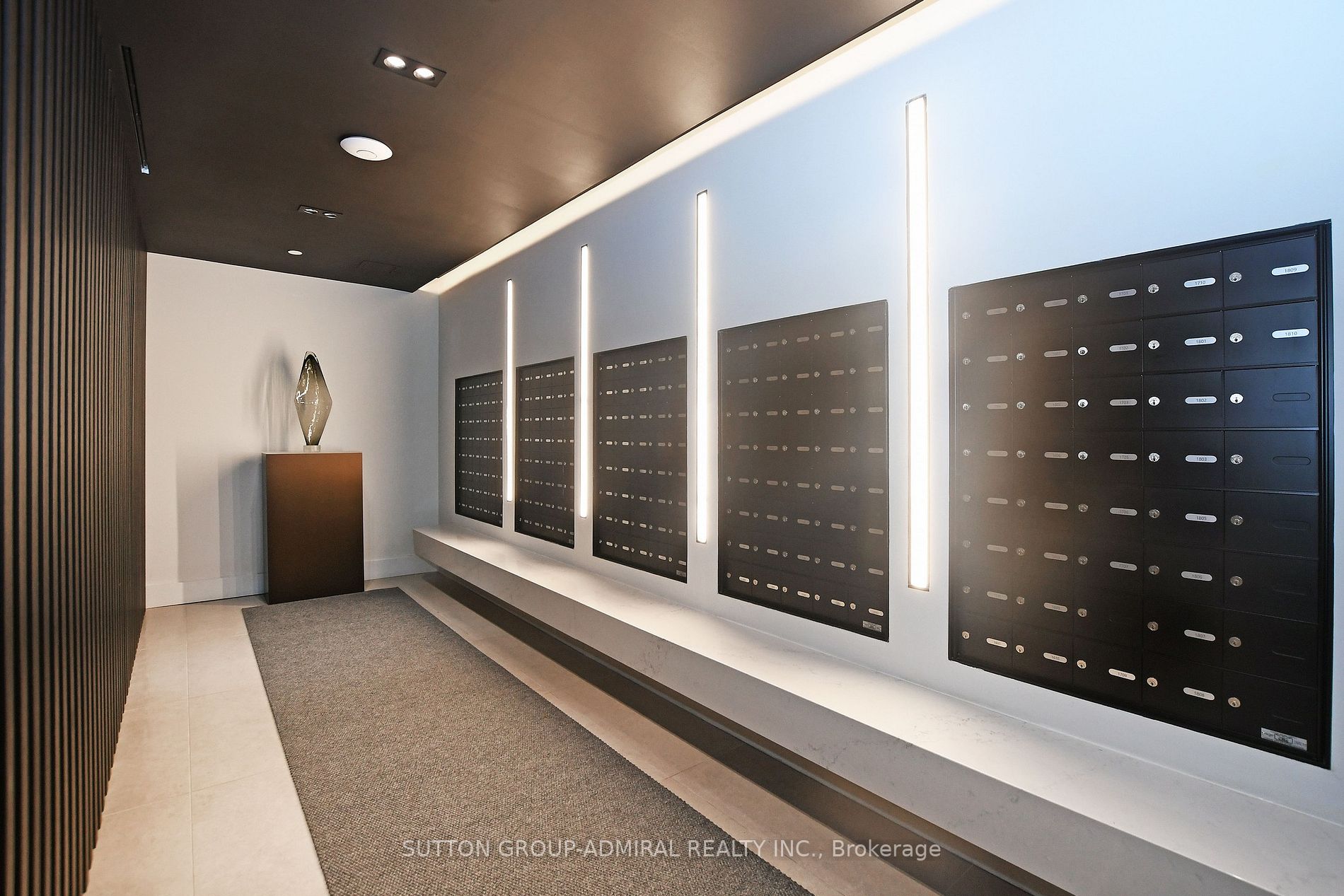 8868 Yonge St, #505E