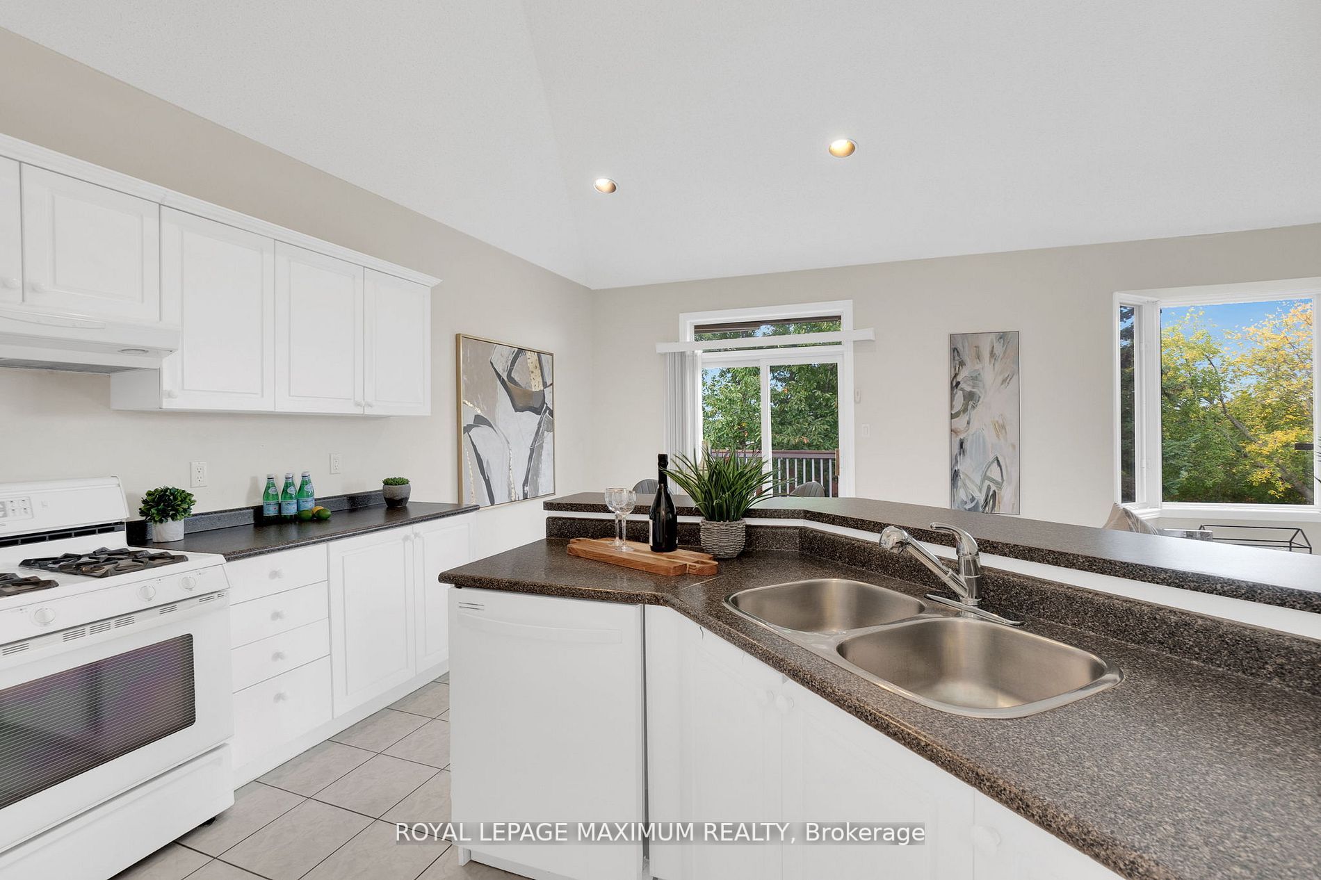 93 Mira Vista Pl
