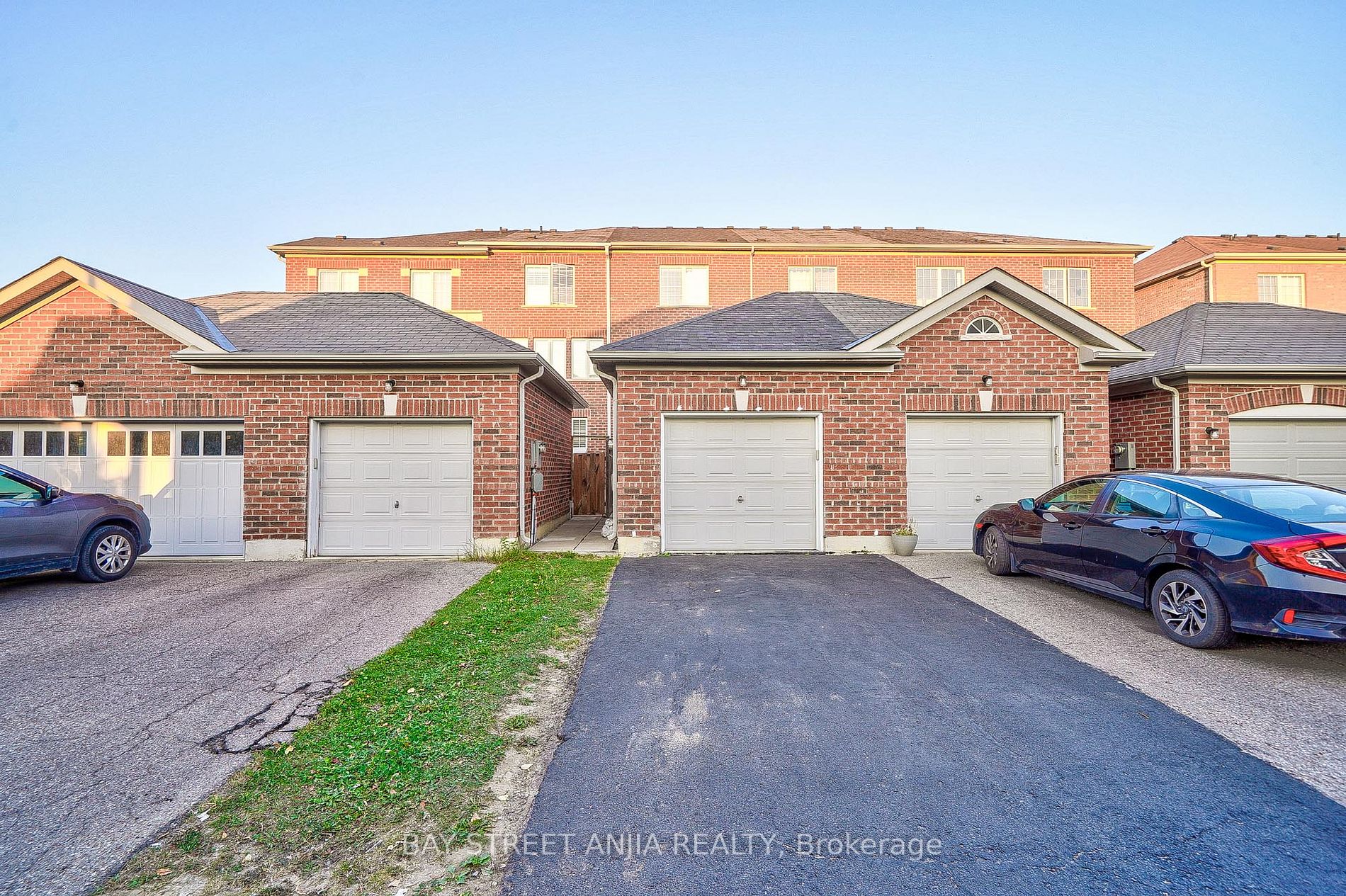 364 Cornell Rouge Blvd