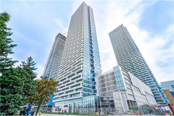 5 Buttermill Ave, Vaughan