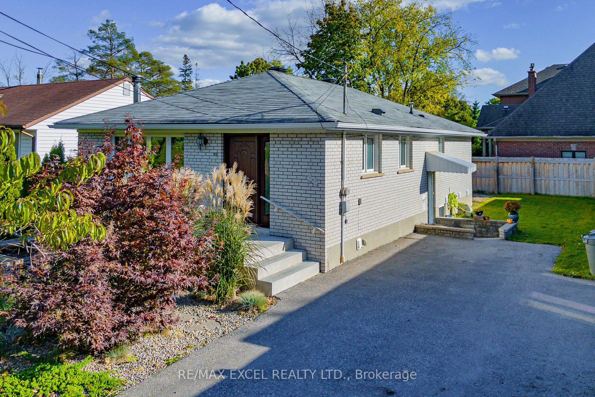 44 Burkholder St