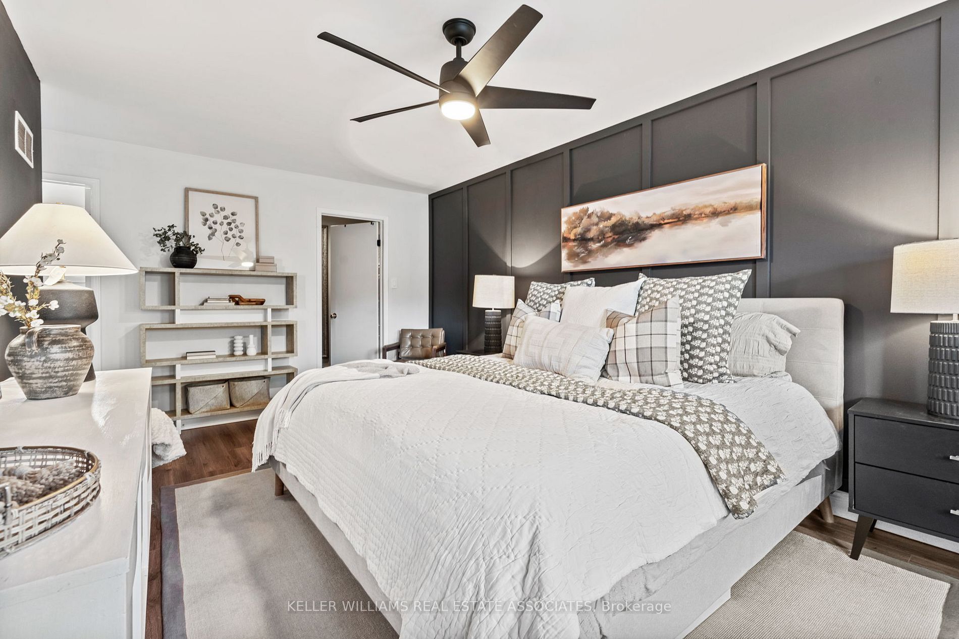 1017 Vance Cres