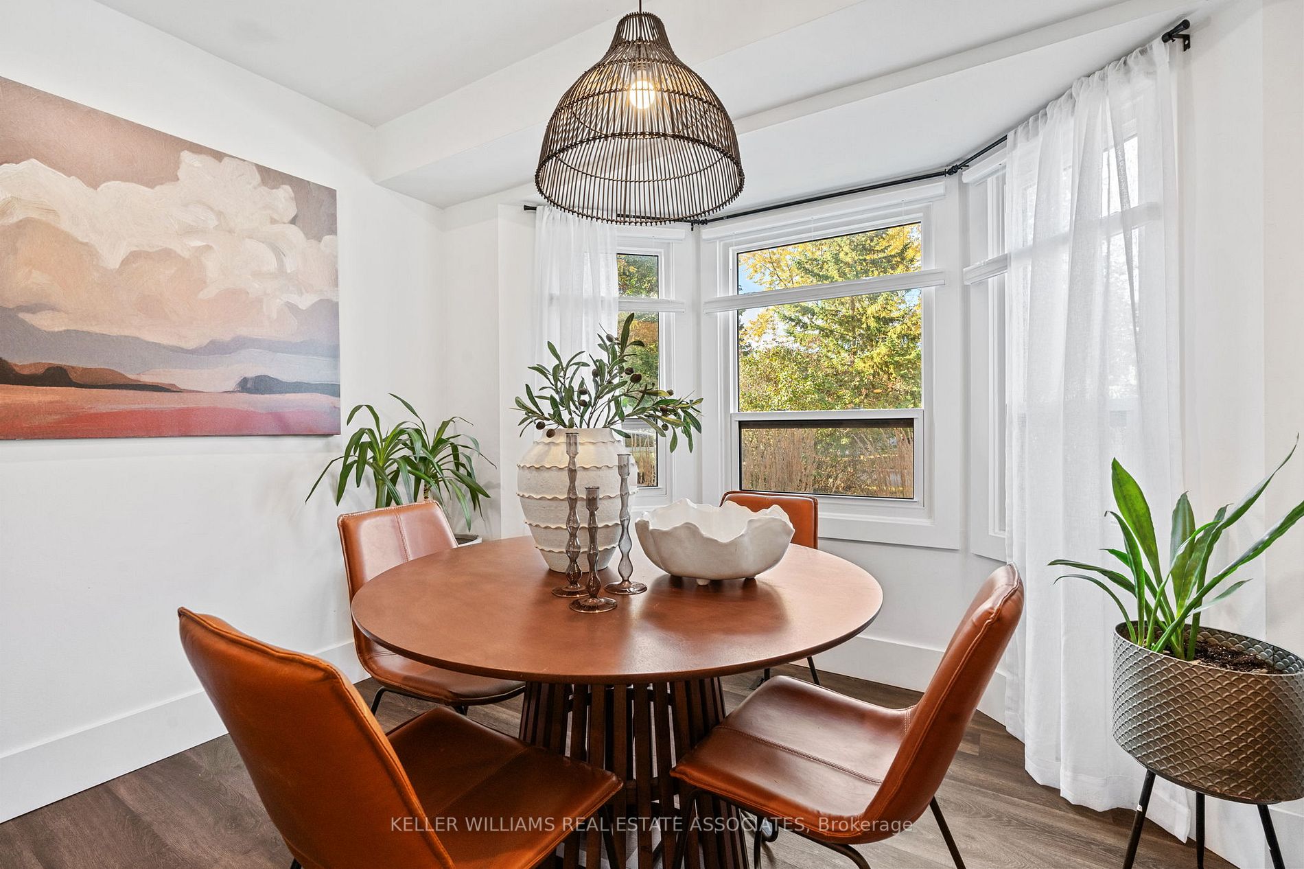 1017 Vance Cres