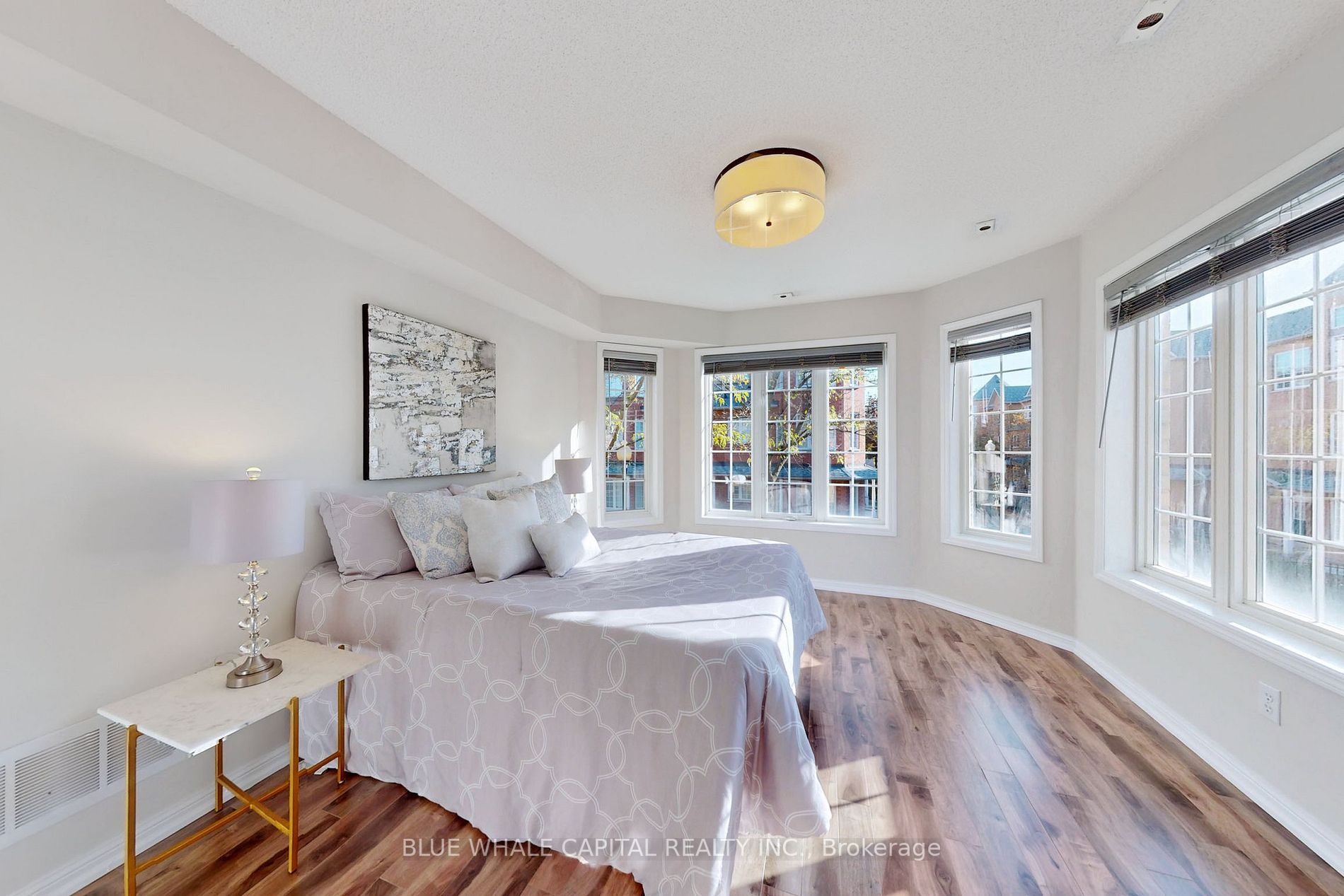 7 St Moritz Way, #5